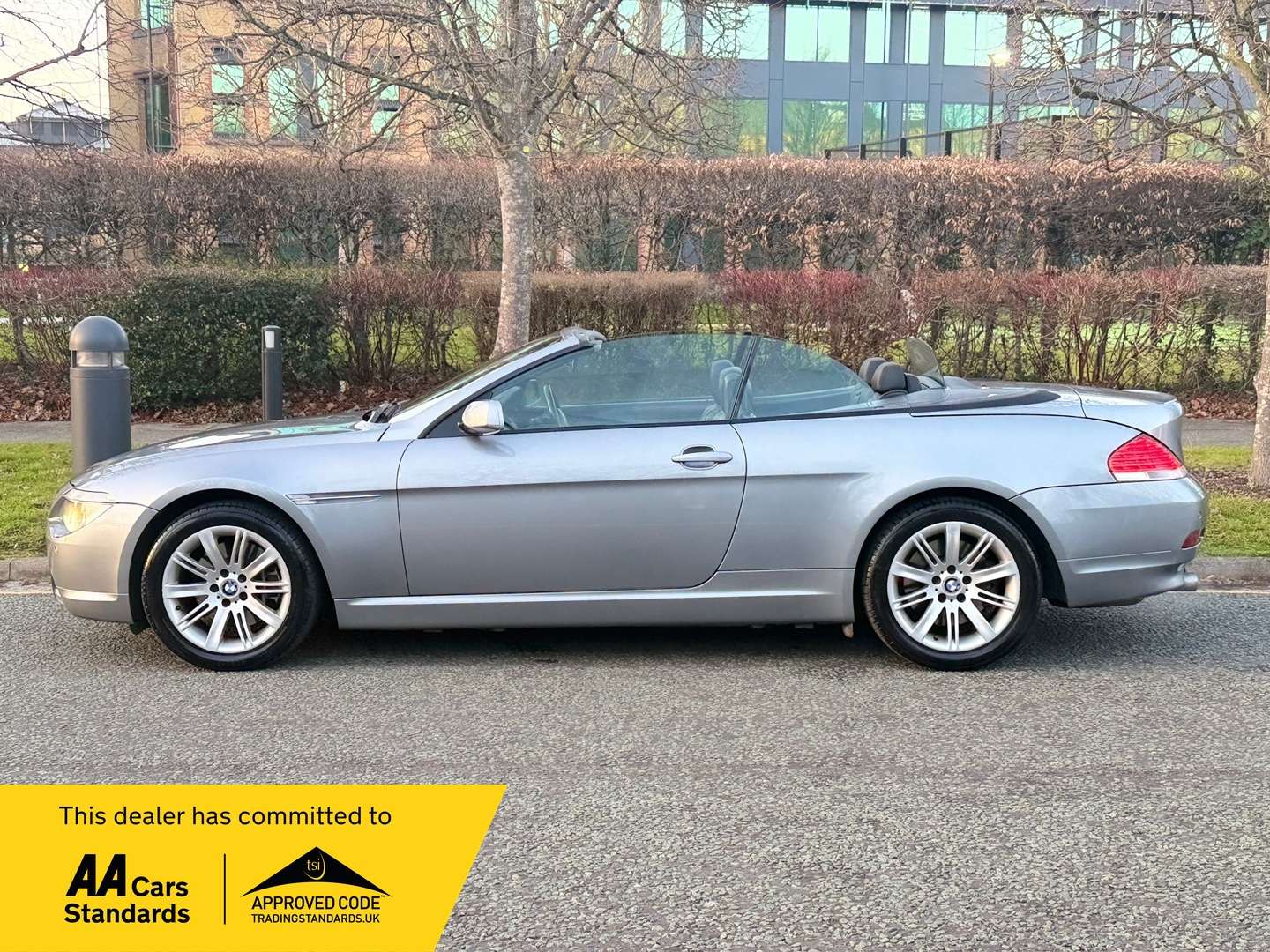 A 2004 BMW 6 SERIES 4.4 645Ci V8 Convertible 2dr Petrol Auto Euro 3 (333 bhp) A 2004 BMW 6 SERIES 4.4 645Ci V8 Convertible 2dr Petrol Auto Euro 3 (333 bhp)
