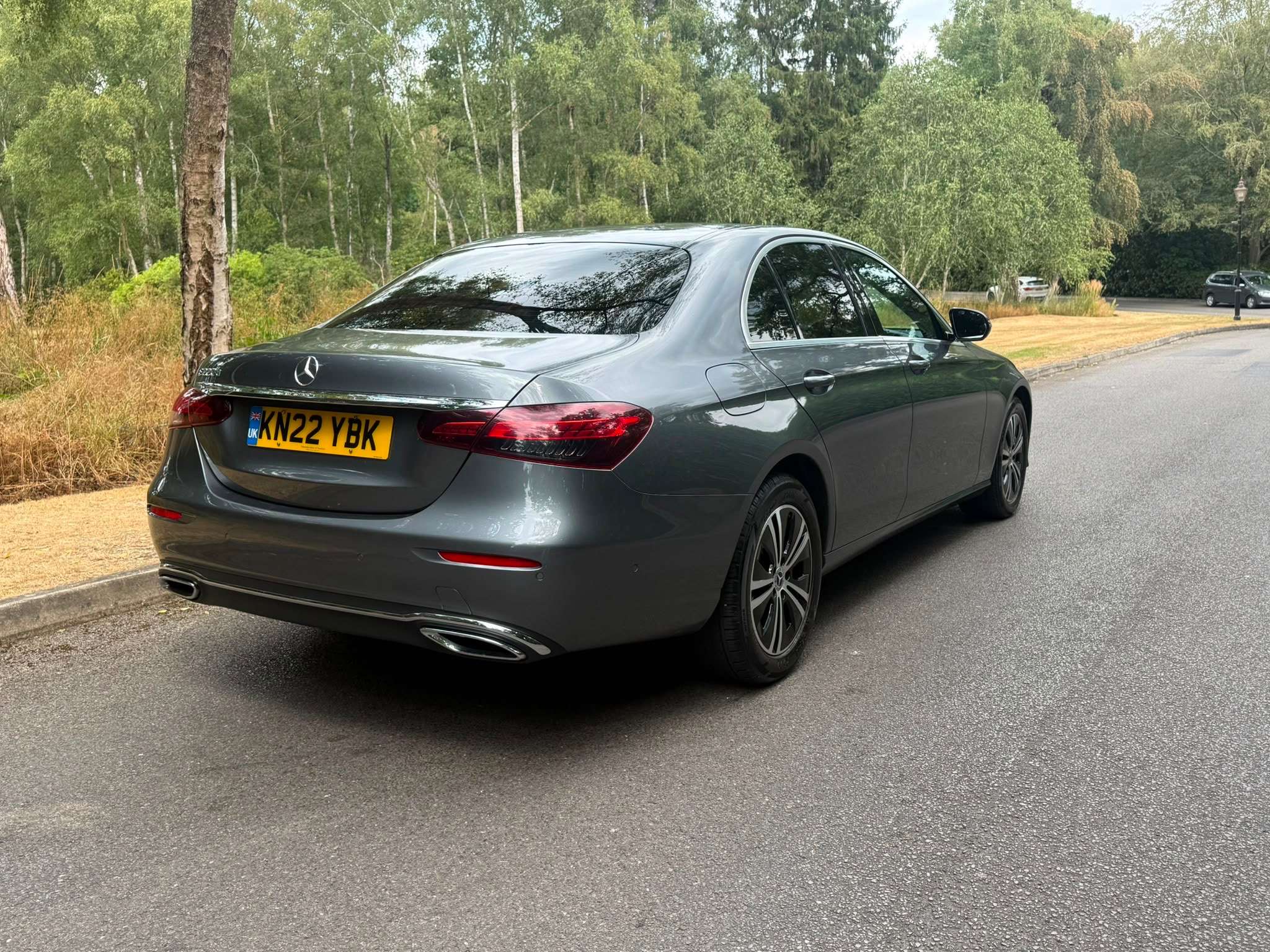 A 2022 MERCEDES-BENZ E CLASS 2.0 E220dh MHEV Sport Saloon 4dr Diesel Hybrid G-Tronic+ Euro 6 (s/s) (220 ps) A 2022 MERCEDES-BENZ E CLASS 2.0 E220dh MHEV Sport Saloon 4dr Diesel Hybrid G-Tronic+ Euro 6 (s/s) (220 ps)