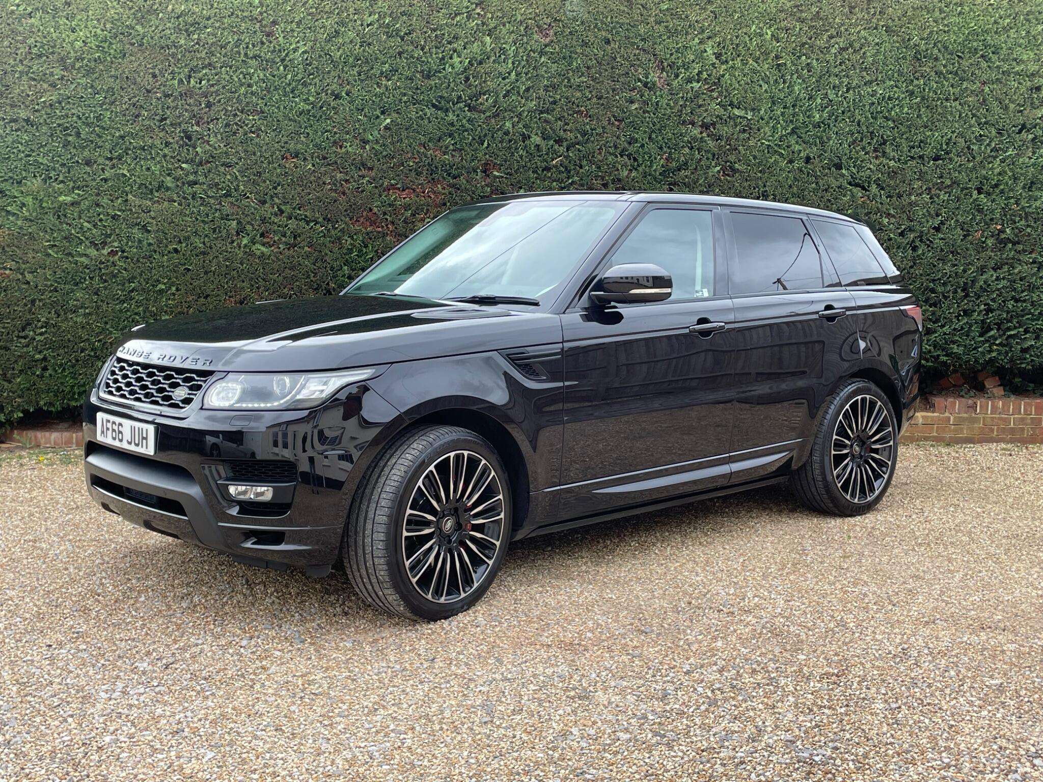 A 2016 LAND ROVER RANGE ROVER SPORT 5.0 V8 Autobiography Dynamic Auto 4WD Euro 6 (s/s) 5dr A 2016 LAND ROVER RANGE ROVER SPORT 5.0 V8 Autobiography Dynamic Auto 4WD Euro 6 (s/s) 5dr
