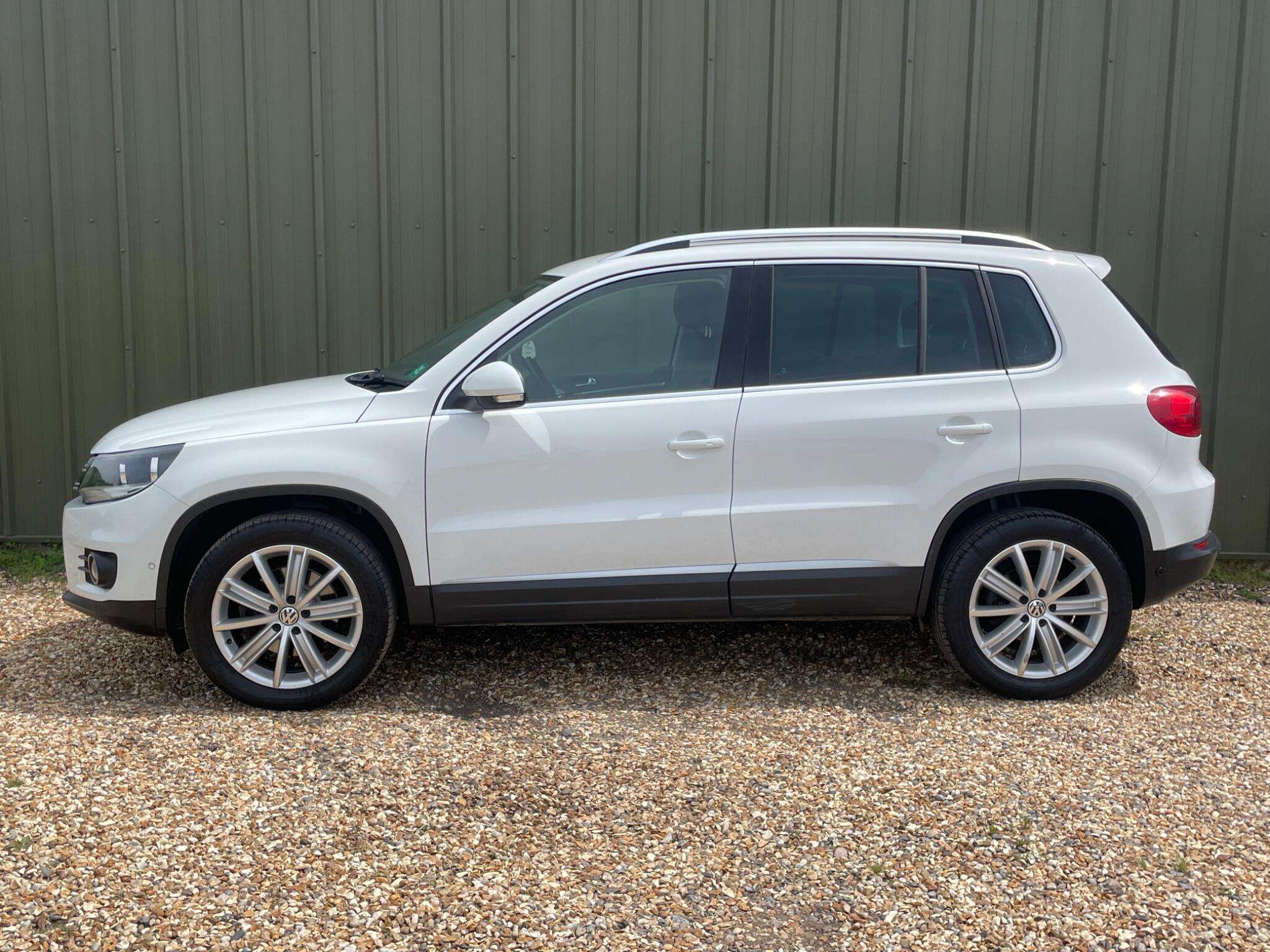 2016 VOLKSWAGEN TIGUAN 2016 VOLKSWAGEN TIGUAN