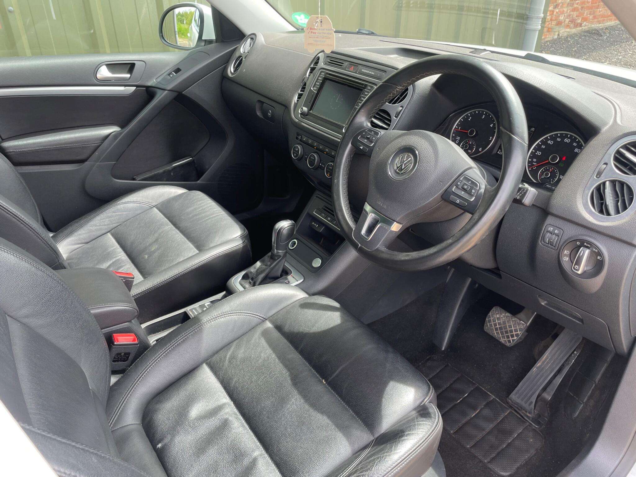 2016 VOLKSWAGEN TIGUAN 2016 VOLKSWAGEN TIGUAN