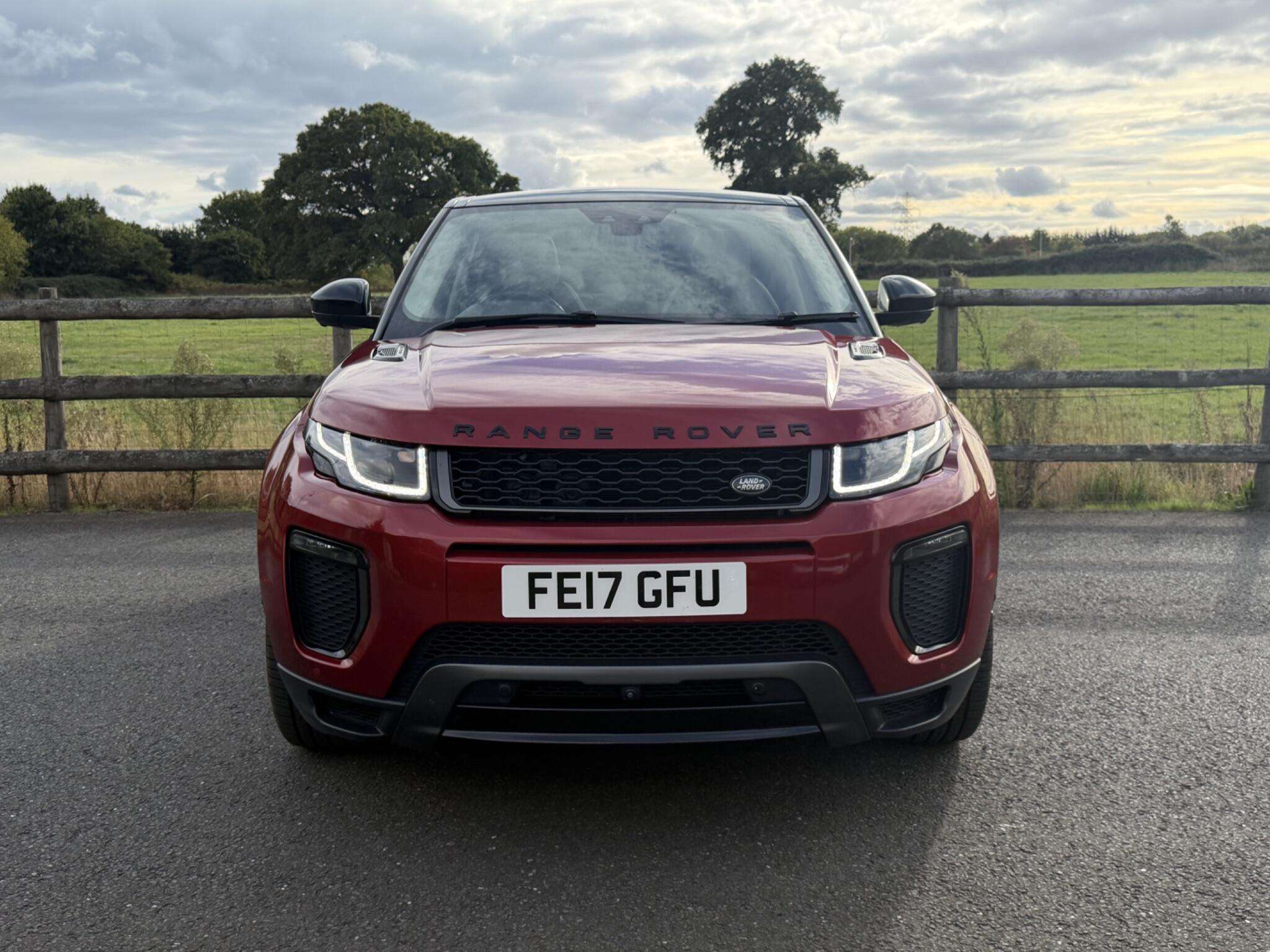 A 2017 LAND ROVER RANGE ROVER EVOQUE 2.0 TD4 Autobiography Auto 4WD Euro 6 (s/s) 5dr A 2017 LAND ROVER RANGE ROVER EVOQUE 2.0 TD4 Autobiography Auto 4WD Euro 6 (s/s) 5dr