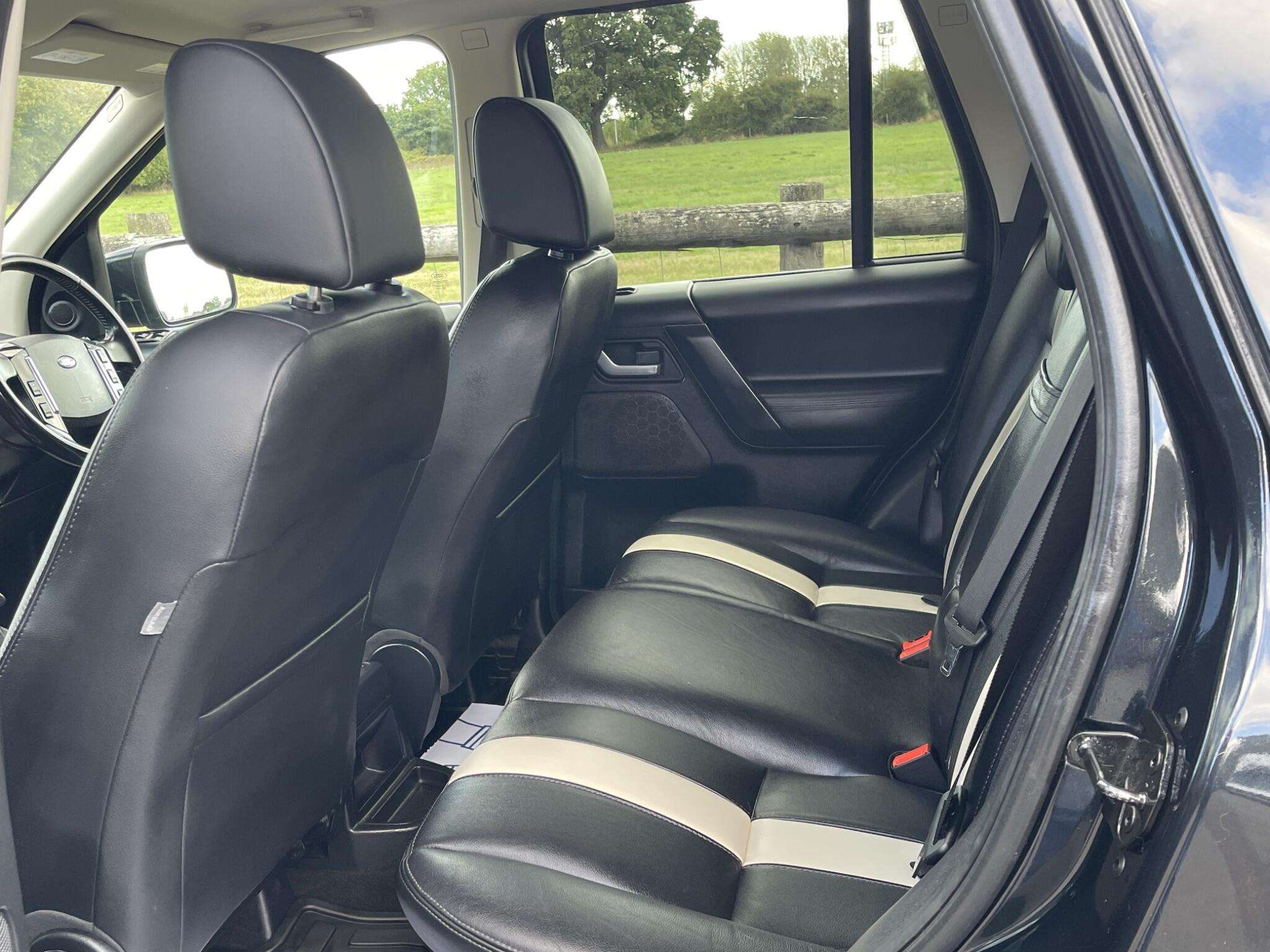 2011 LAND ROVER FREELANDER 2 2011 LAND ROVER FREELANDER 2