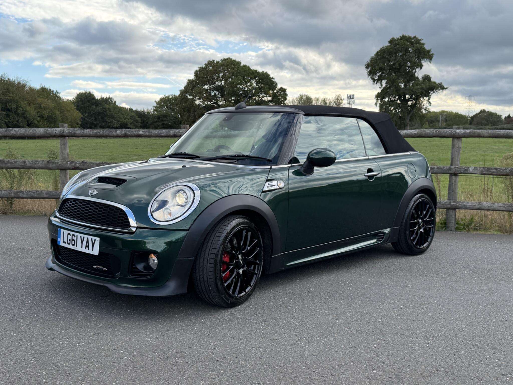 2011 MINI CONVERTIBLE 2011 MINI CONVERTIBLE