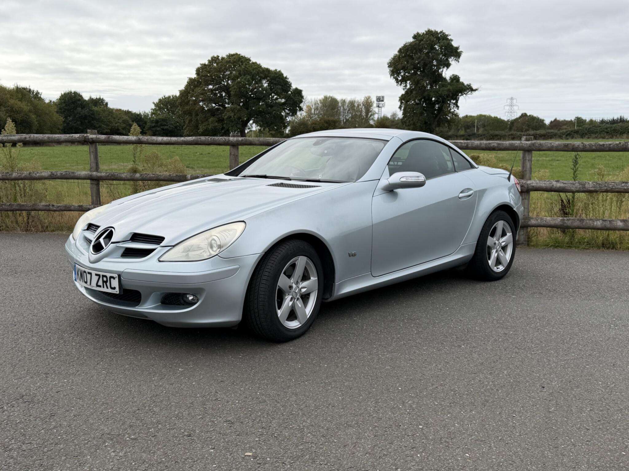 A 2007 MERCEDES-BENZ SLK 3.0 SLK280 7G-Tronic 2dr A 2007 MERCEDES-BENZ SLK 3.0 SLK280 7G-Tronic 2dr