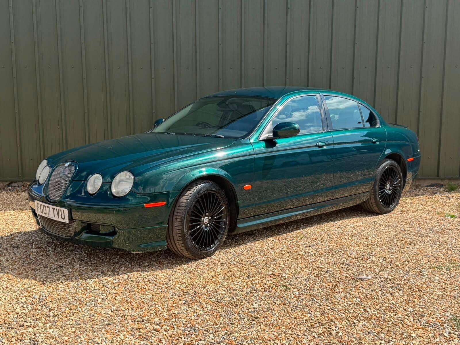 A 2007 JAGUAR S-TYPE D XS A 2007 JAGUAR S-TYPE D XS