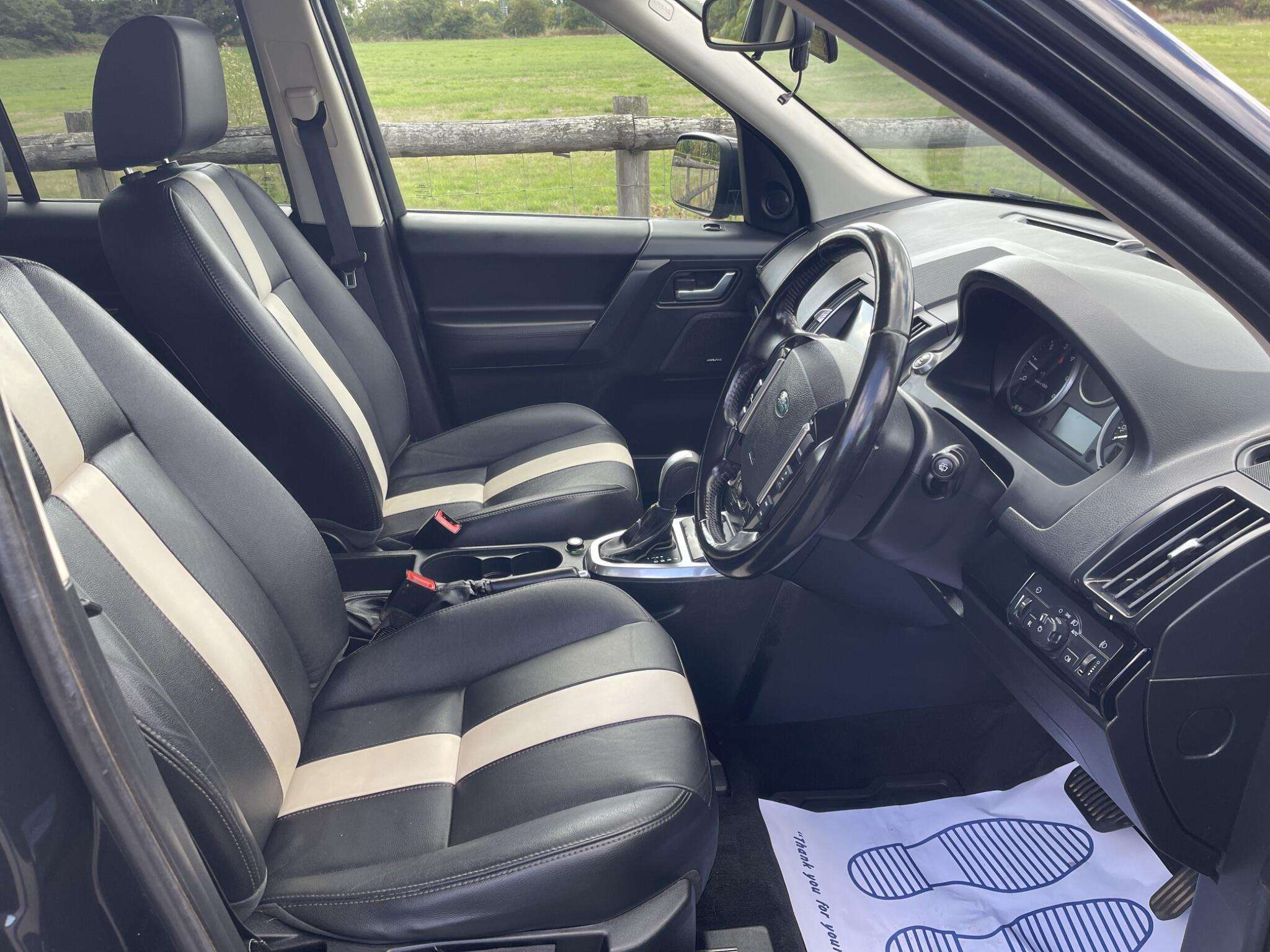 2011 LAND ROVER FREELANDER 2 2011 LAND ROVER FREELANDER 2