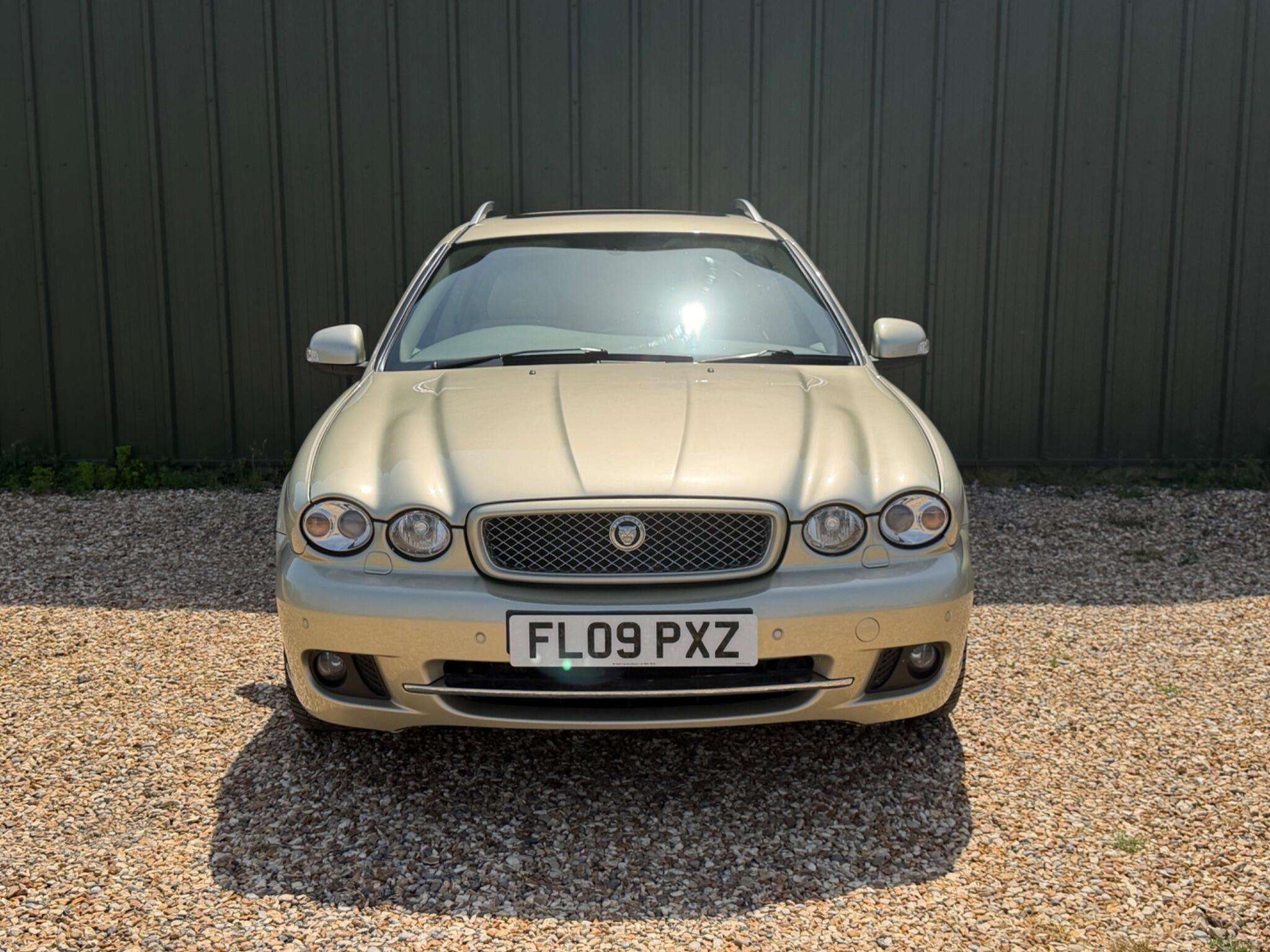 A 2009 JAGUAR X-TYPE 3.0 V6 Sovereign (AWD) 5dr A 2009 JAGUAR X-TYPE 3.0 V6 Sovereign (AWD) 5dr