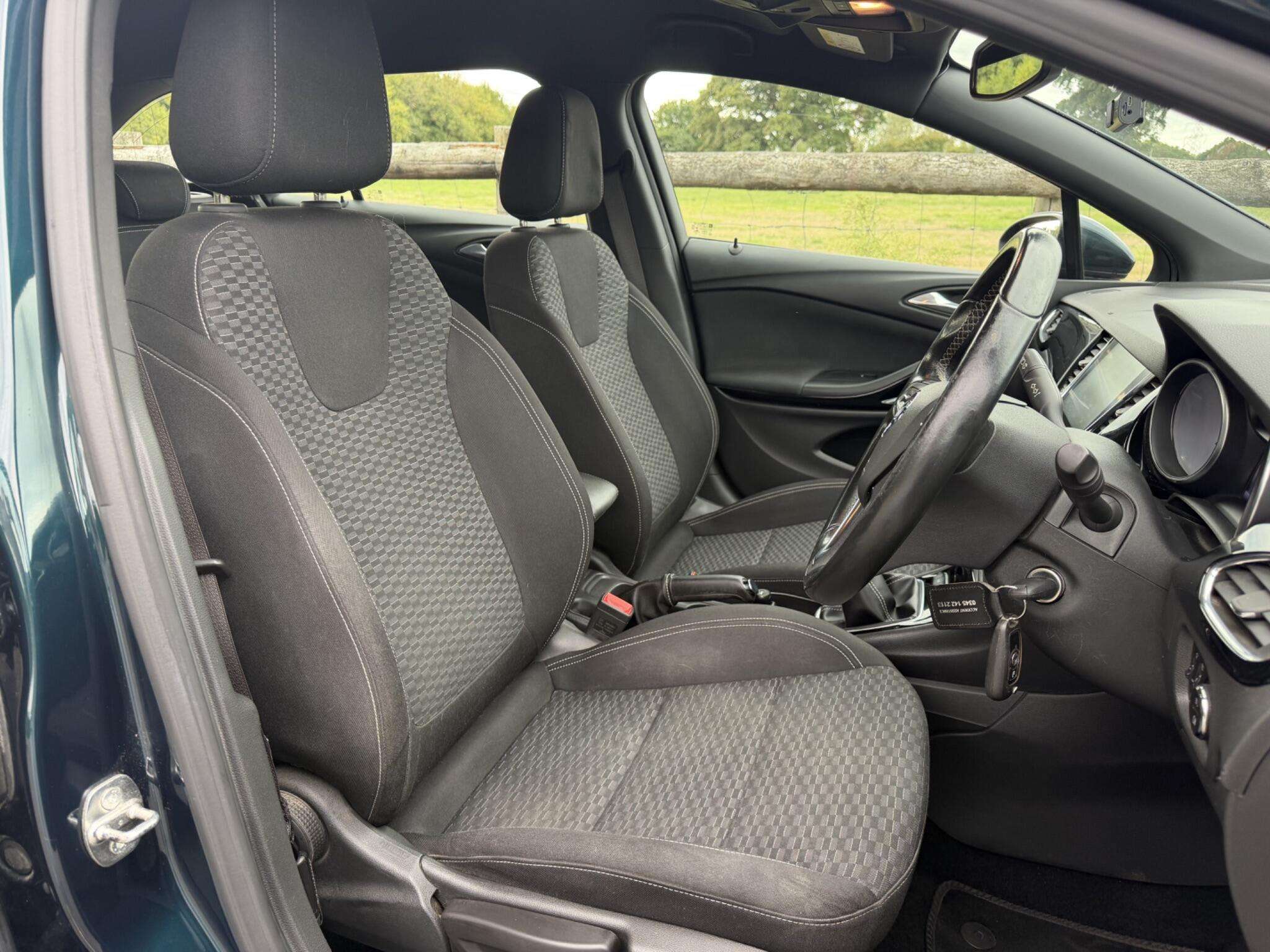 2017 VAUXHALL ASTRA 2017 VAUXHALL ASTRA