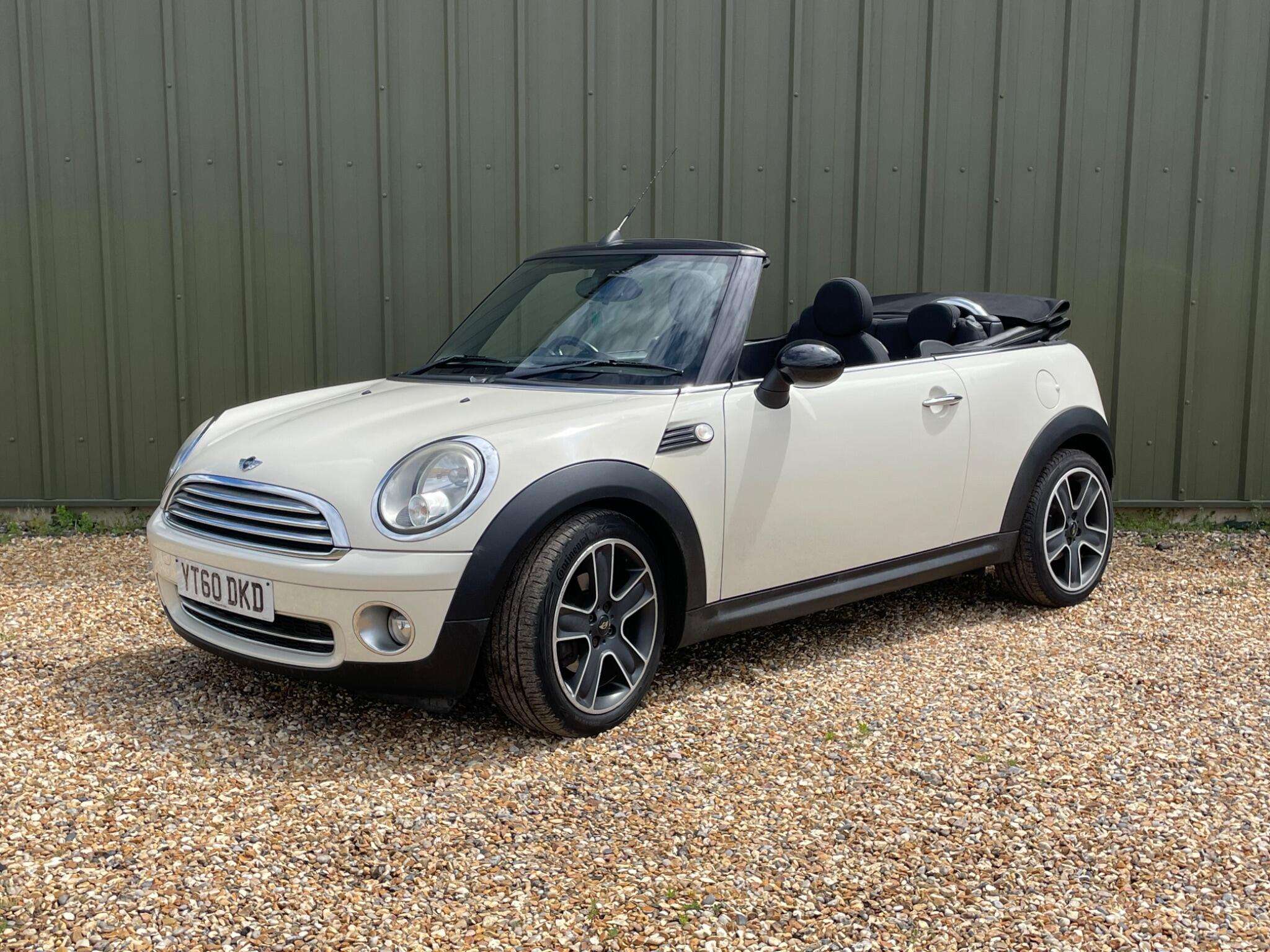 2010 MINI CONVERTIBLE 2010 MINI CONVERTIBLE