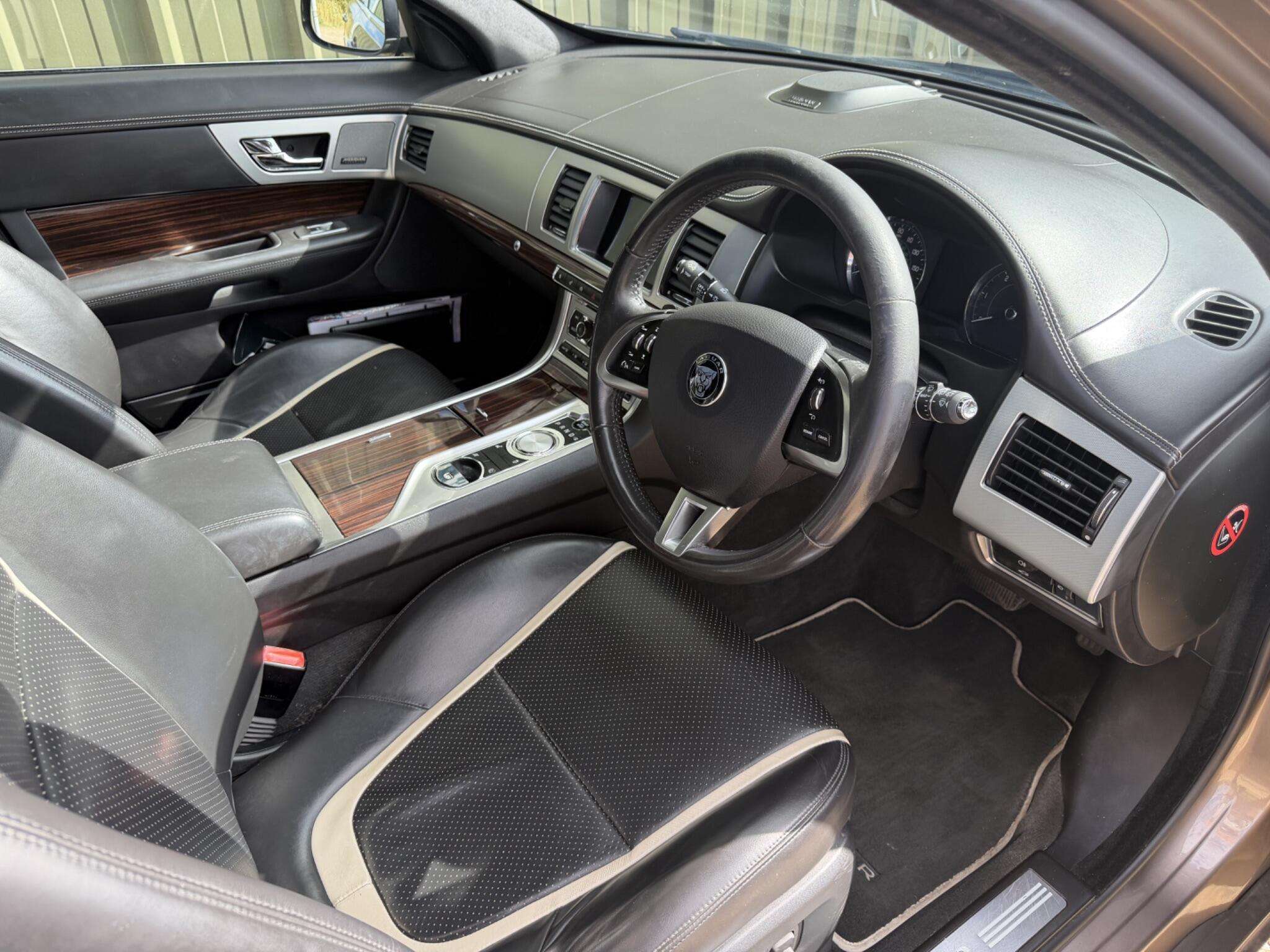 2015 JAGUAR XF 2015 JAGUAR XF