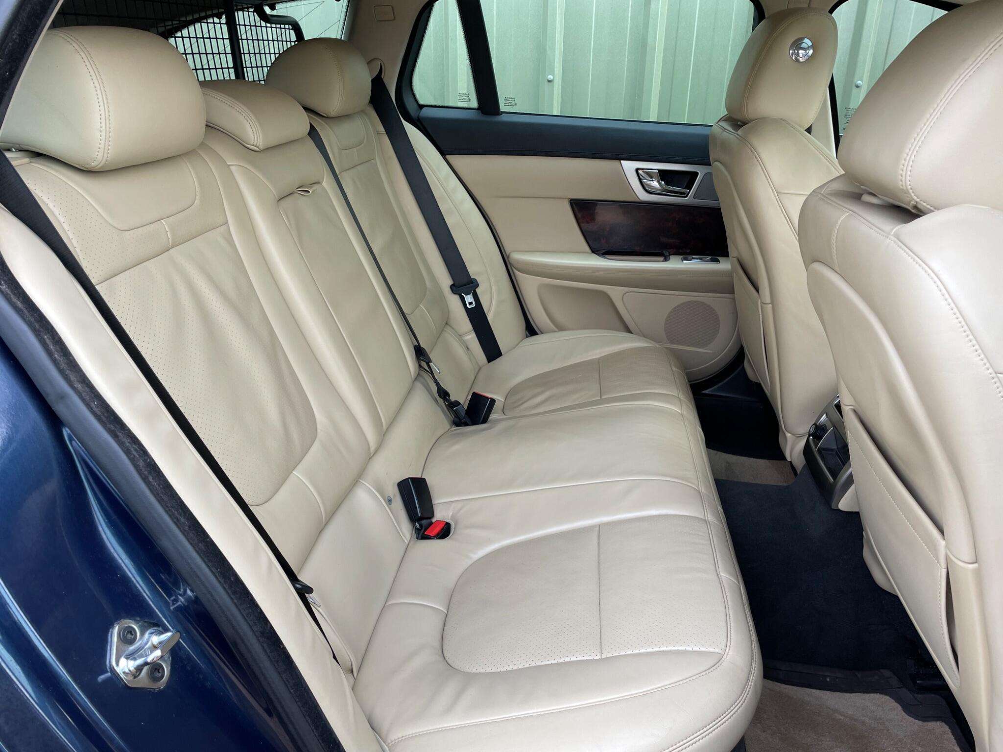 2013 JAGUAR XF 2013 JAGUAR XF