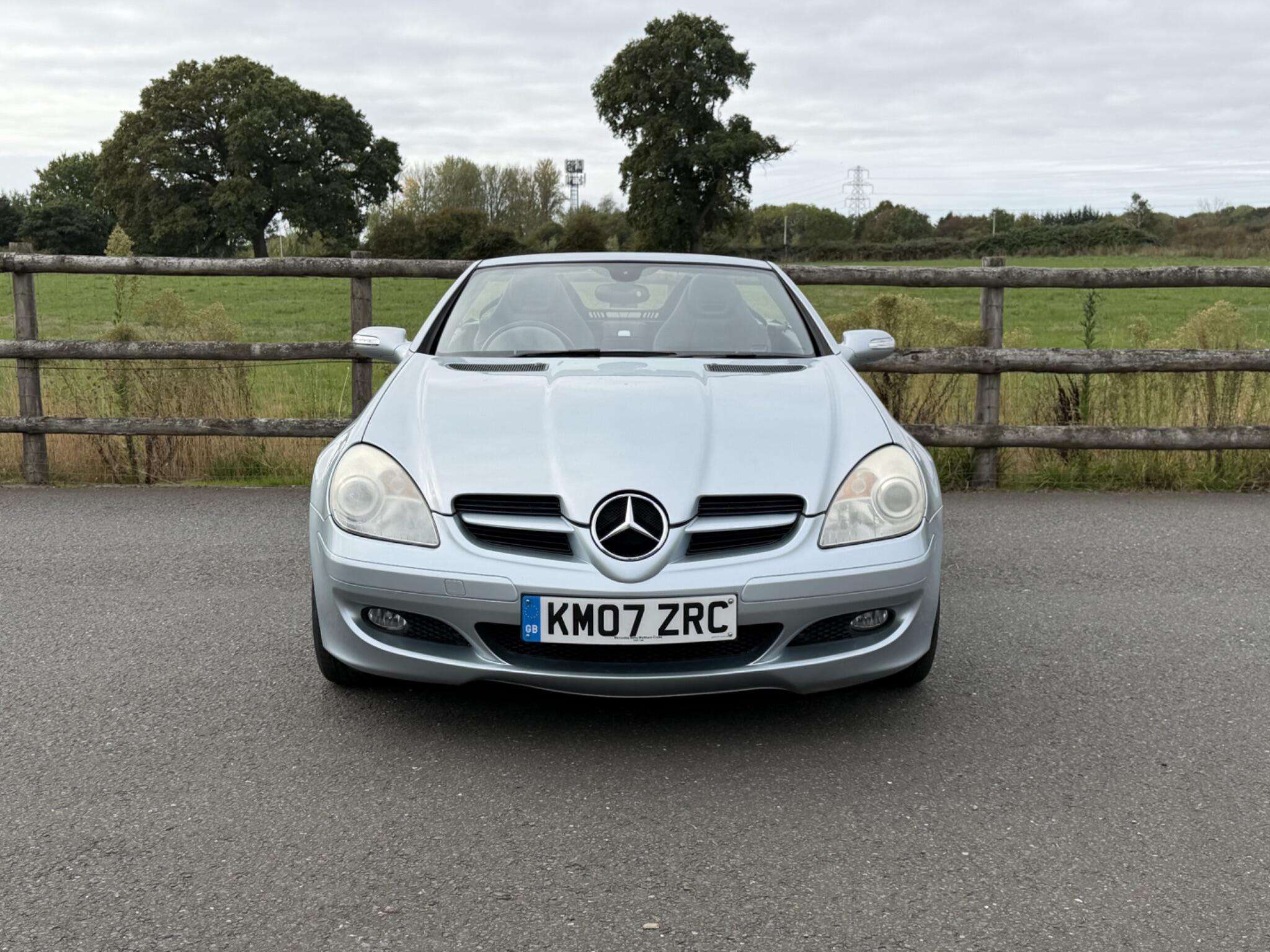 A 2007 MERCEDES-BENZ SLK 3.0 SLK280 7G-Tronic 2dr A 2007 MERCEDES-BENZ SLK 3.0 SLK280 7G-Tronic 2dr