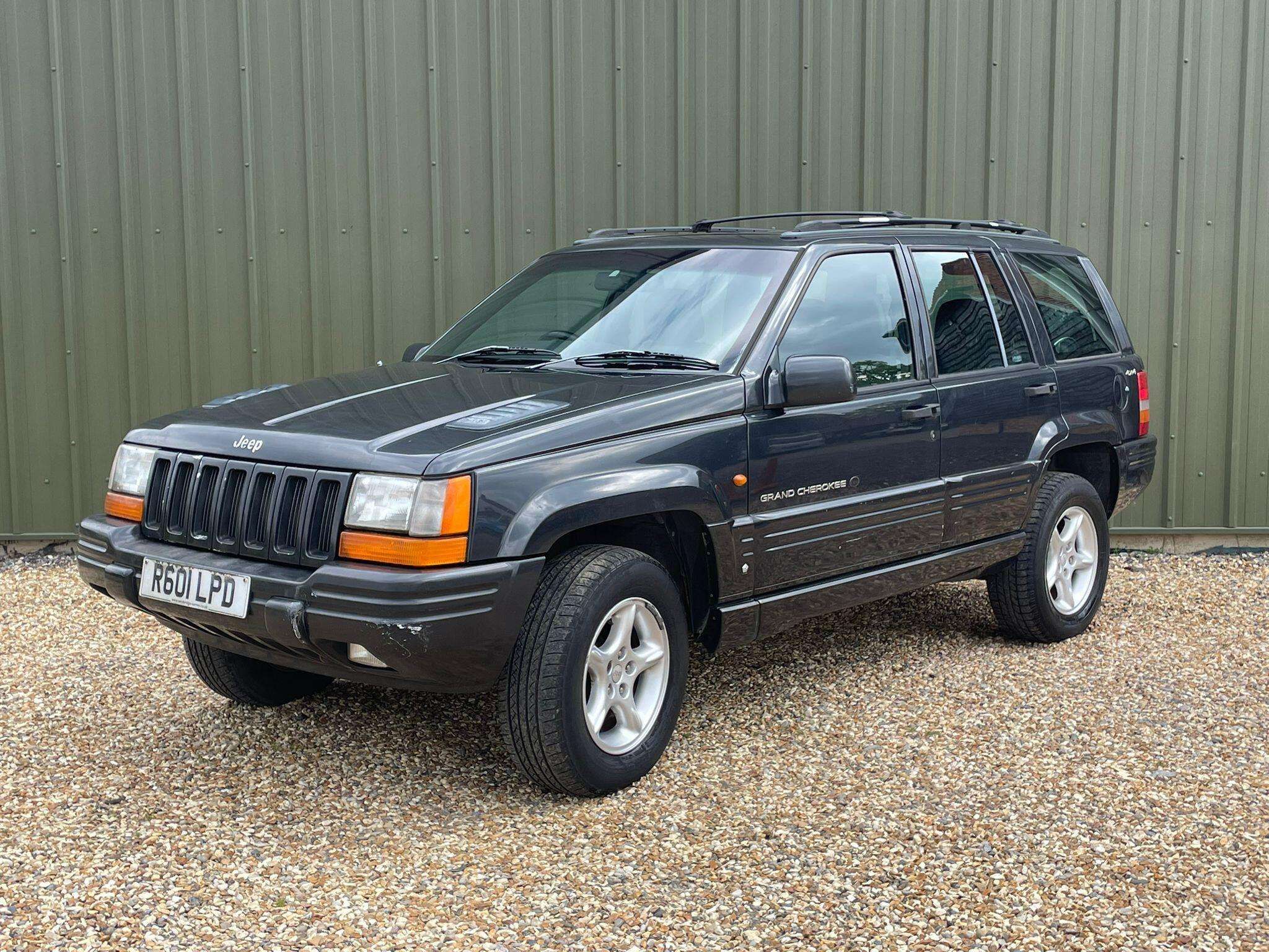 A 1998 JEEP GRAND CHEROKEE 4.0 Orvis 4WD 5dr A 1998 JEEP GRAND CHEROKEE 4.0 Orvis 4WD 5dr