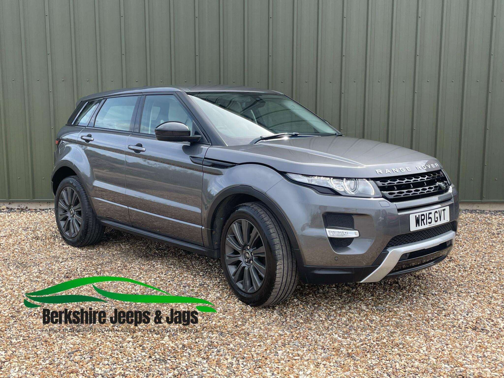 A 2015 LAND ROVER RANGE ROVER EVOQUE 2.2 SD4 Dynamic 4WD Euro 5 (s/s) 5dr A 2015 LAND ROVER RANGE ROVER EVOQUE 2.2 SD4 Dynamic 4WD Euro 5 (s/s) 5dr