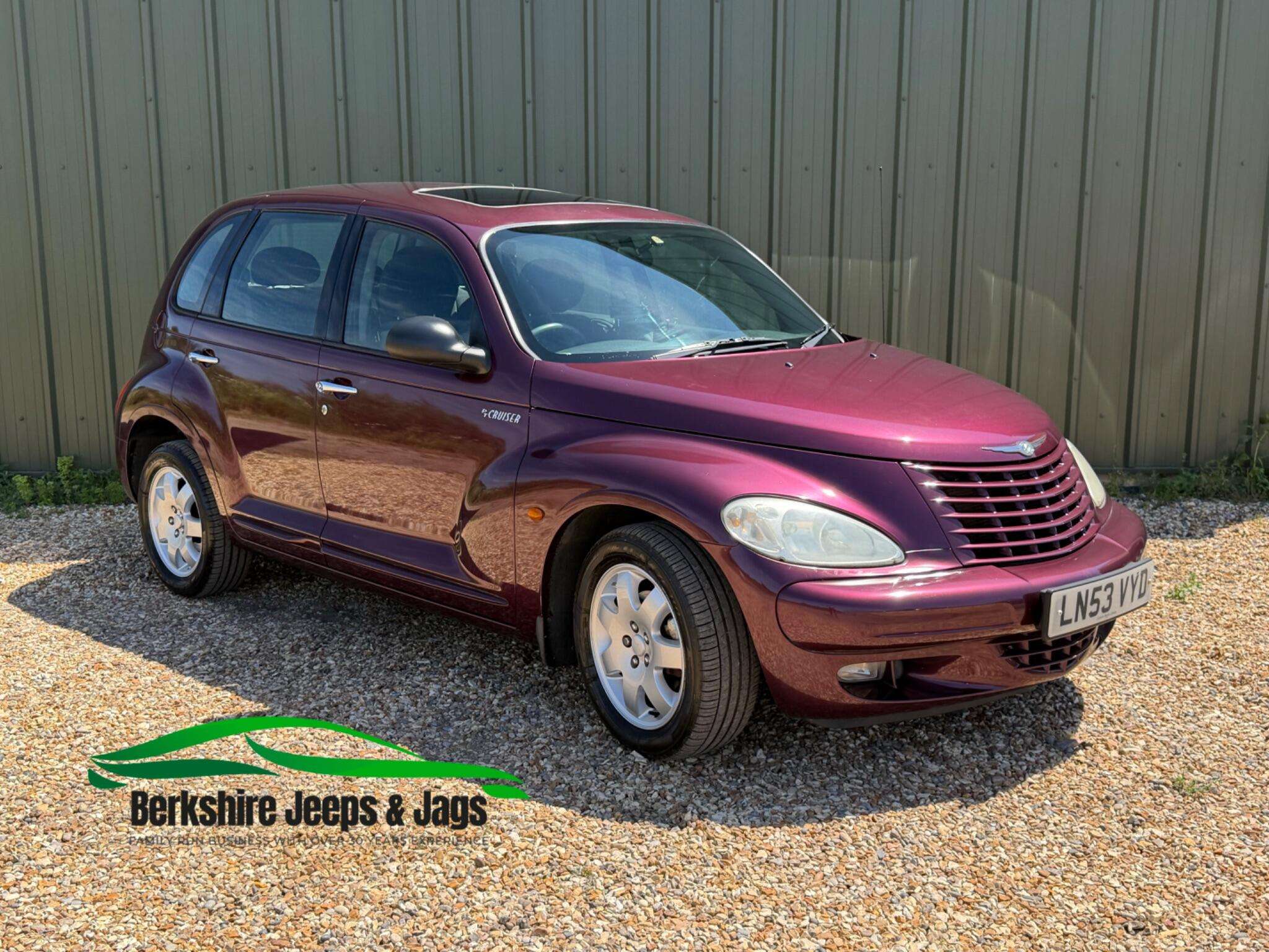 A 2003 CHRYSLER PT CRUISER 2.0 Touring 5dr A 2003 CHRYSLER PT CRUISER 2.0 Touring 5dr