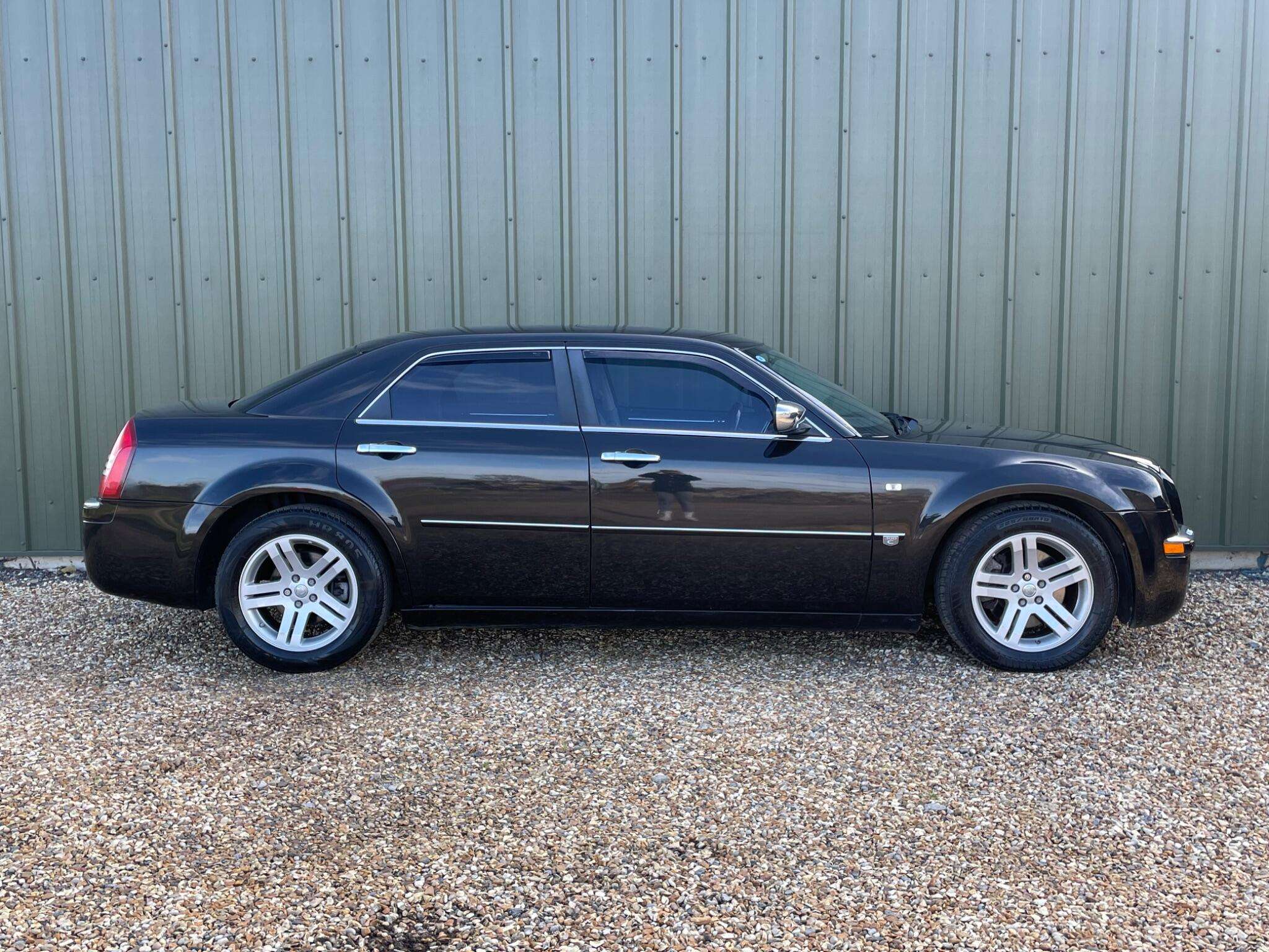 A 2007 CHRYSLER 300C 3.0 CRD V6 4dr A 2007 CHRYSLER 300C 3.0 CRD V6 4dr
