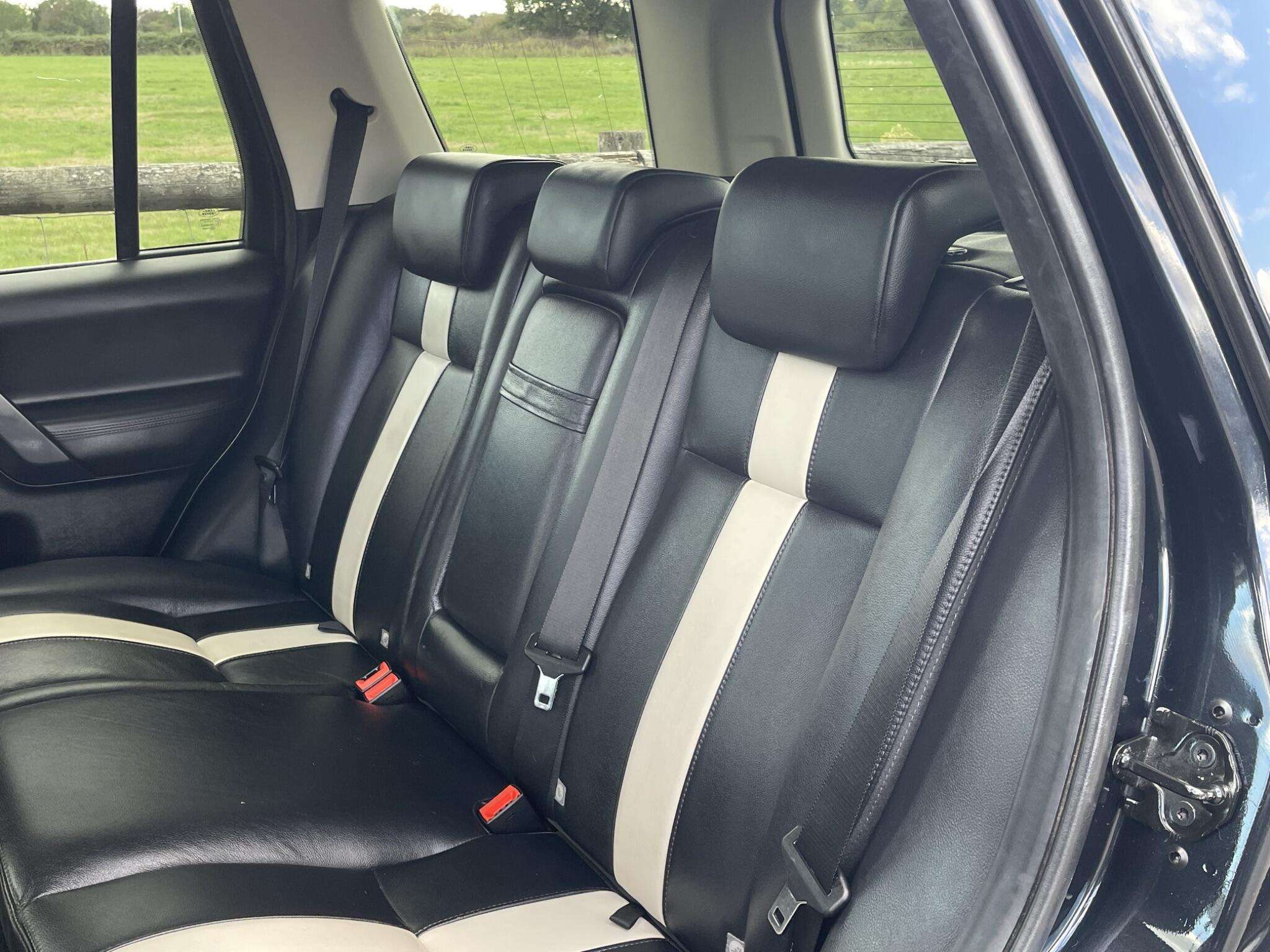 2011 LAND ROVER FREELANDER 2 2011 LAND ROVER FREELANDER 2