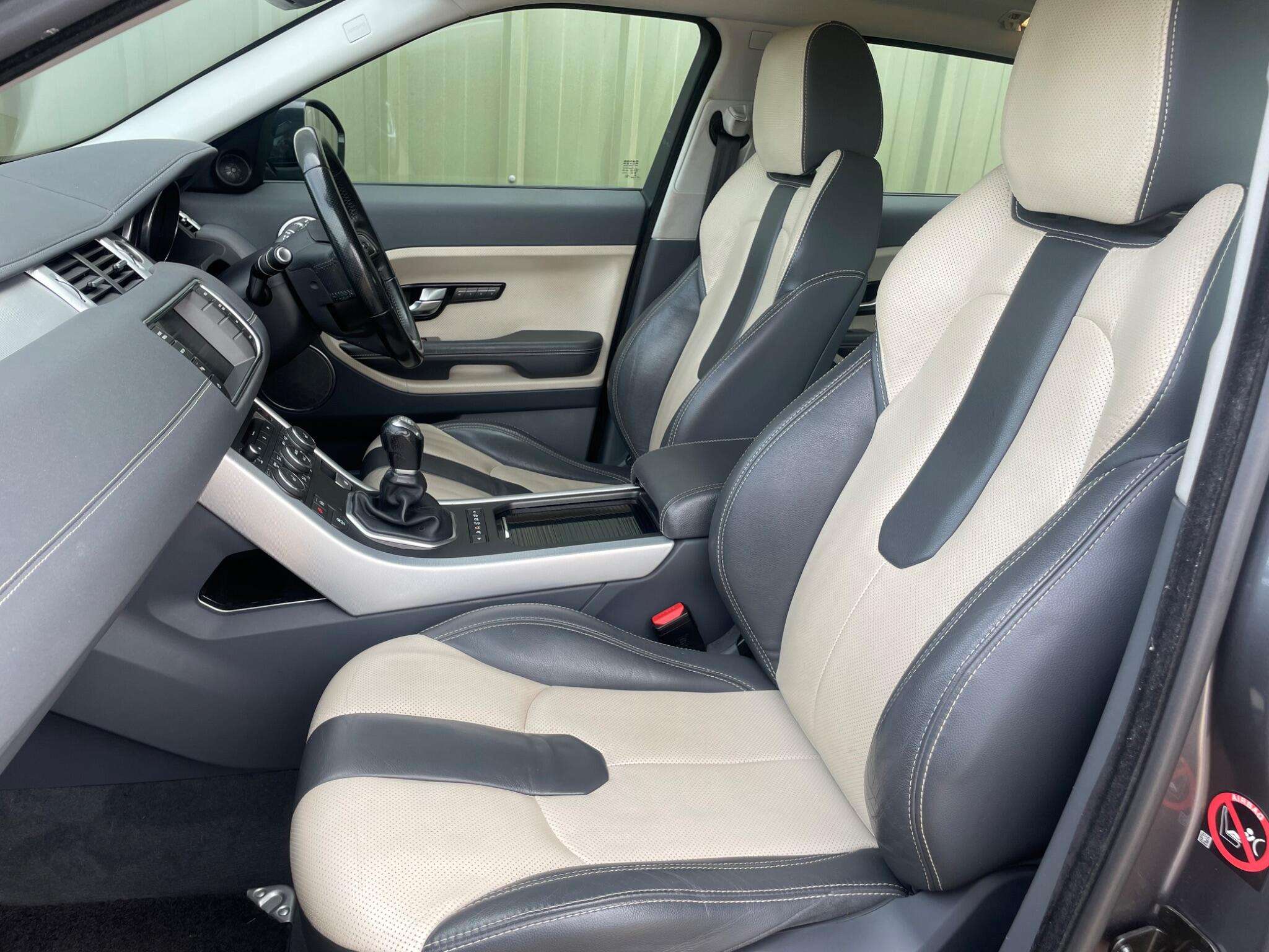 2015 LAND ROVER RANGE ROVER EVOQUE 2015 LAND ROVER RANGE ROVER EVOQUE