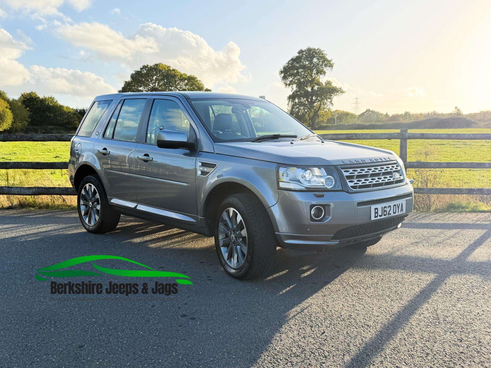A 2012 LAND ROVER FREELANDER 2 2.2 SD4 HSE Lux CommandShift 4WD Euro 5 5dr A 2012 LAND ROVER FREELANDER 2 2.2 SD4 HSE Lux CommandShift 4WD Euro 5 5dr