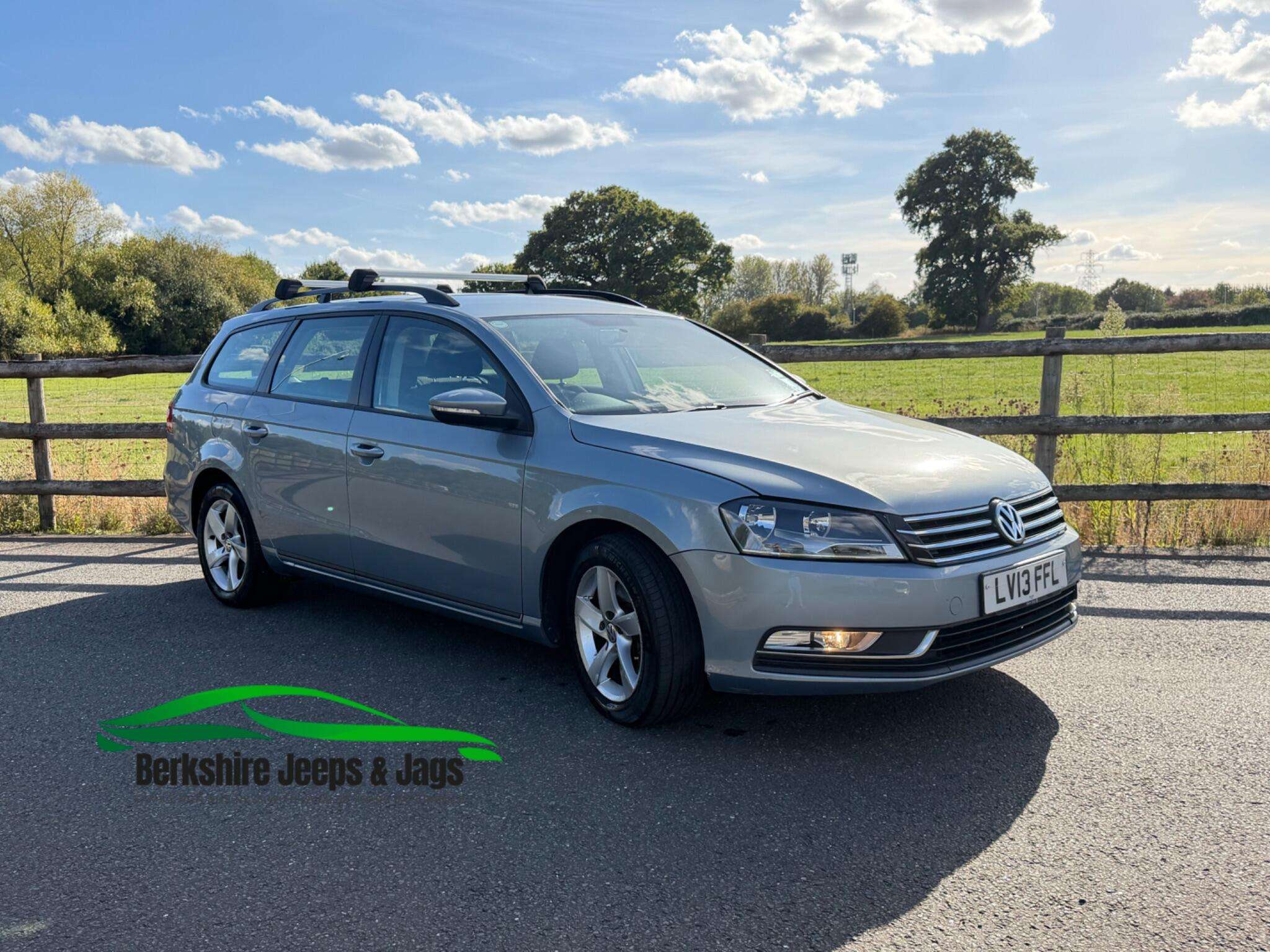A 2013 VOLKSWAGEN PASSAT 1.6 TDI BlueMotion Tech S Euro 5 (s/s) 5dr A 2013 VOLKSWAGEN PASSAT 1.6 TDI BlueMotion Tech S Euro 5 (s/s) 5dr