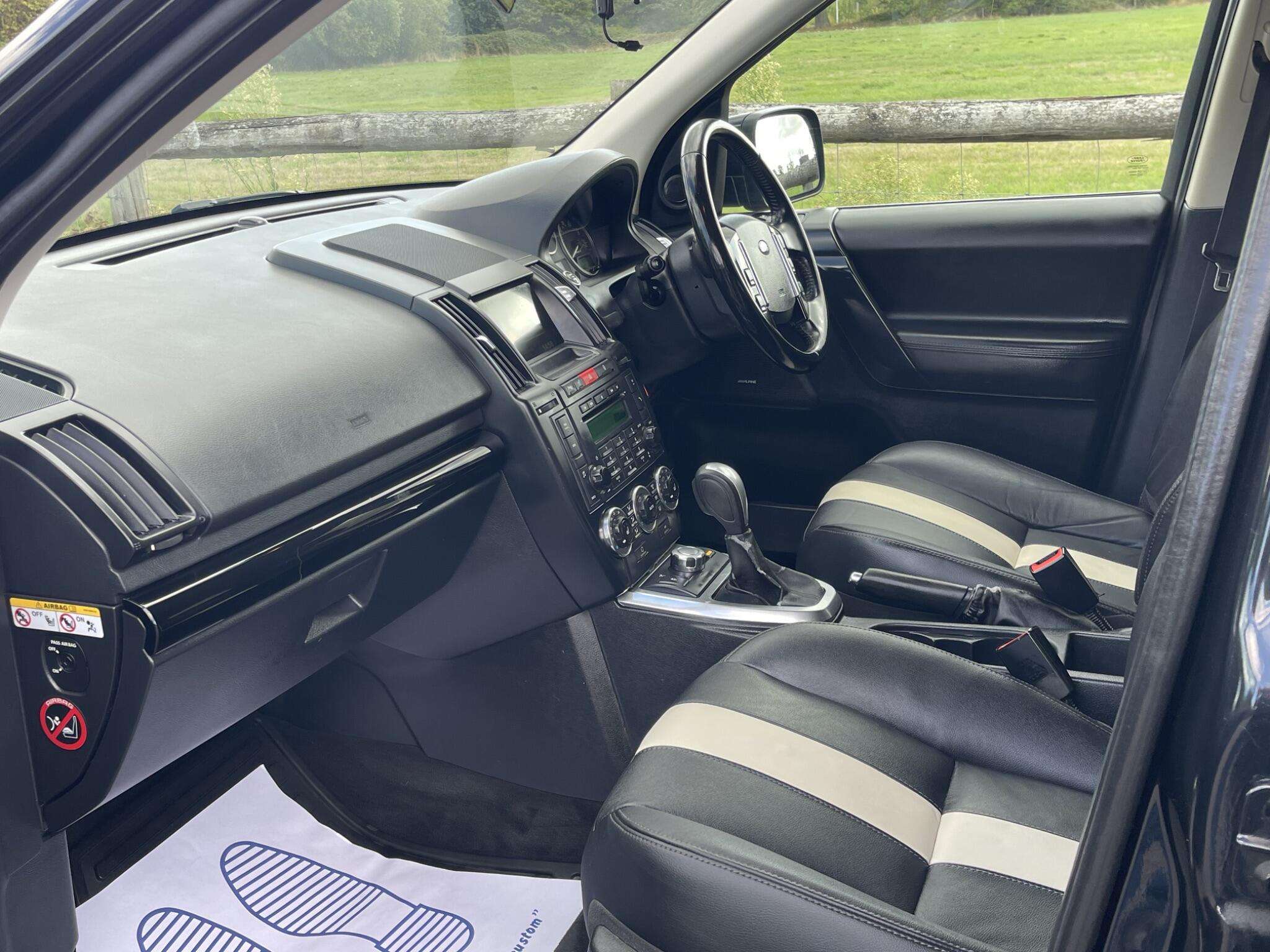 2011 LAND ROVER FREELANDER 2 2011 LAND ROVER FREELANDER 2
