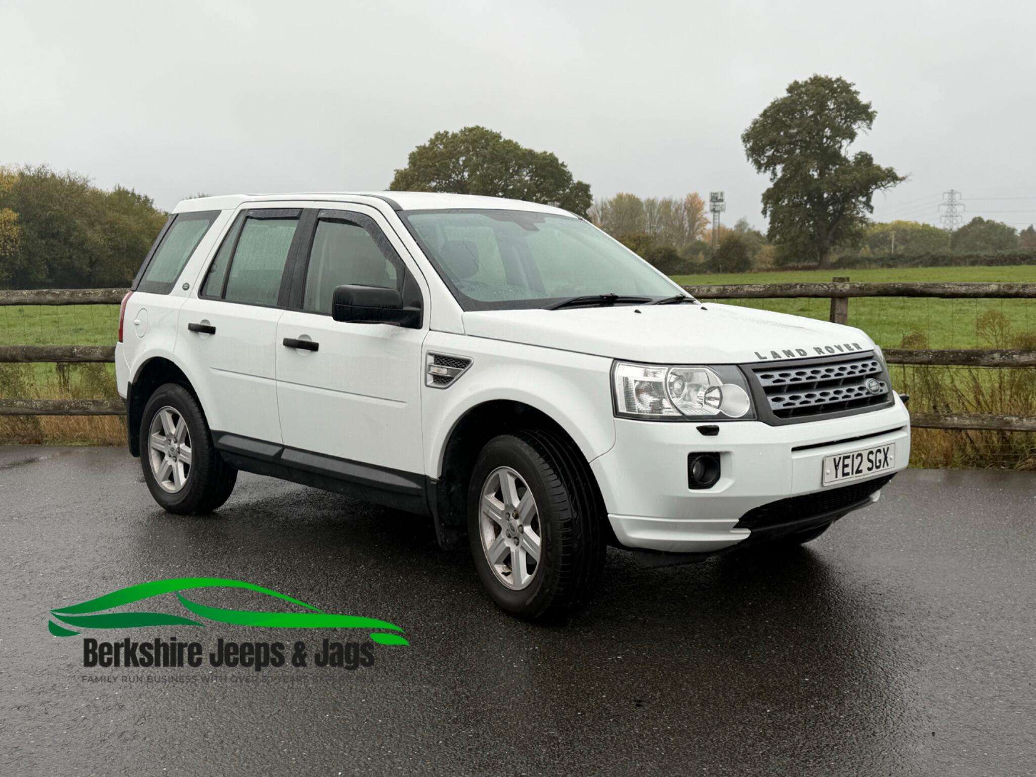 A 2012 LAND ROVER FREELANDER 2 2.2 TD4 GS CommandShift 4WD Euro 5 5dr A 2012 LAND ROVER FREELANDER 2 2.2 TD4 GS CommandShift 4WD Euro 5 5dr