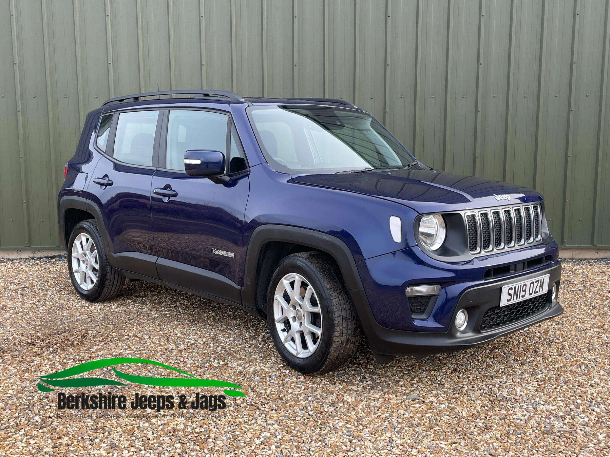 A 2019 JEEP RENEGADE 1.3 GSE T4 Longitude DDCT Euro 6 (s/s) 5dr A 2019 JEEP RENEGADE 1.3 GSE T4 Longitude DDCT Euro 6 (s/s) 5dr