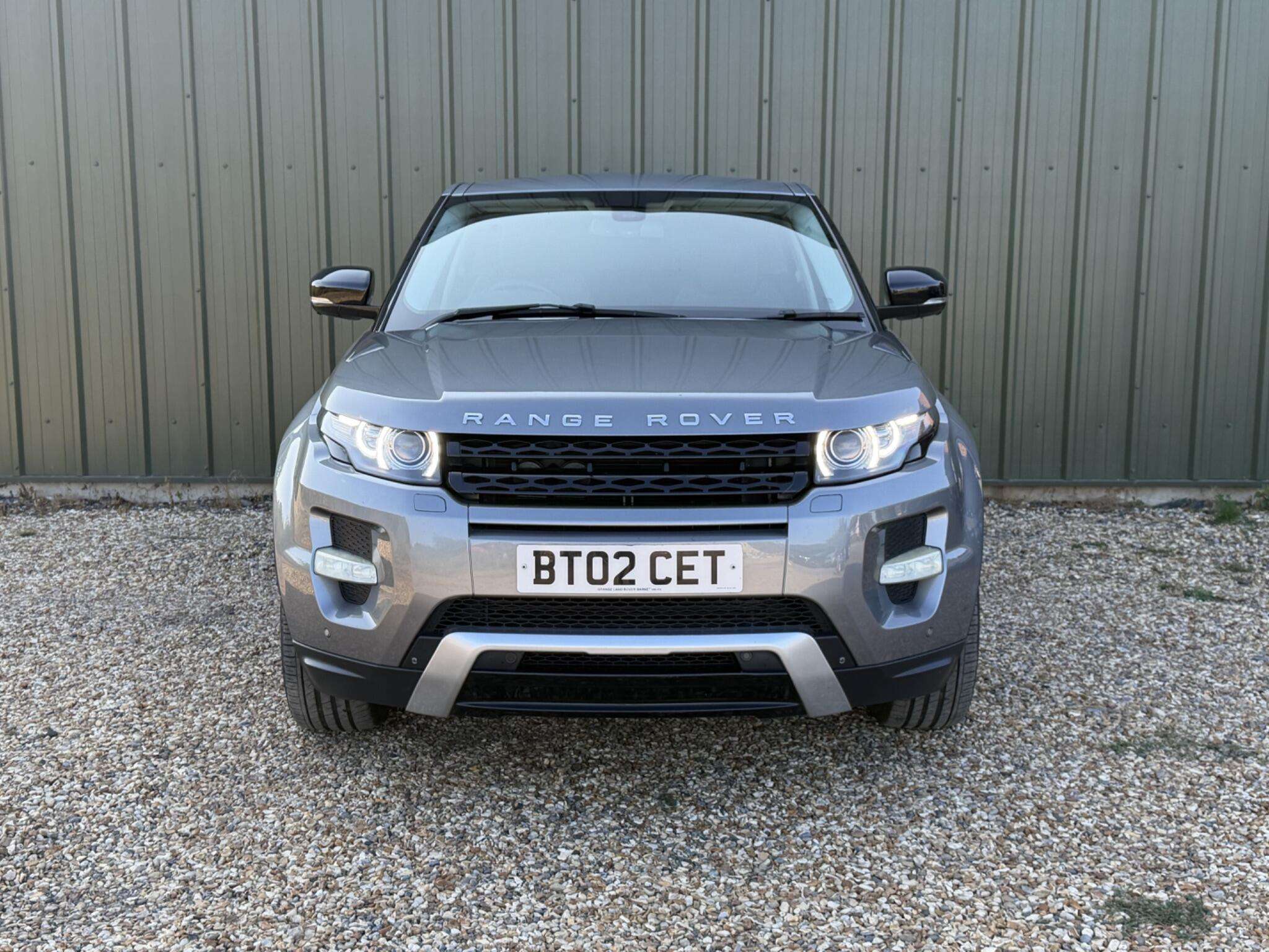 A 2012 LAND ROVER RANGE ROVER EVOQUE 2.2 SD4 Dynamic Auto 4WD Euro 5 5dr A 2012 LAND ROVER RANGE ROVER EVOQUE 2.2 SD4 Dynamic Auto 4WD Euro 5 5dr
