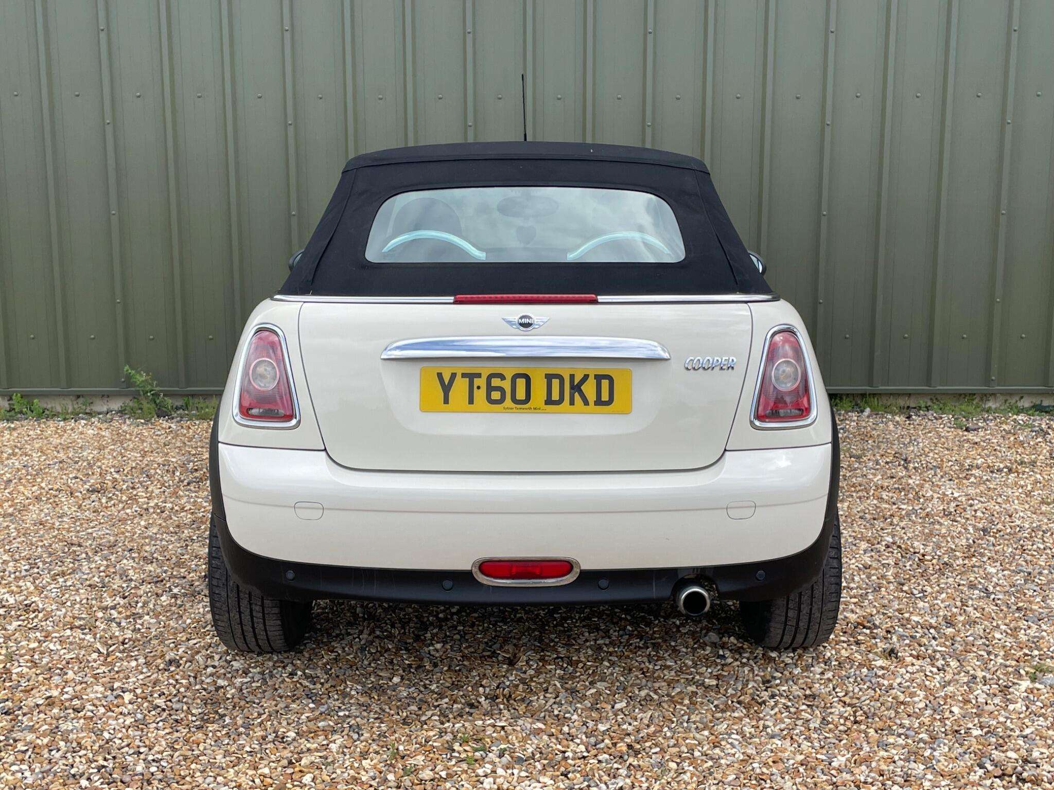 2010 MINI CONVERTIBLE 2010 MINI CONVERTIBLE