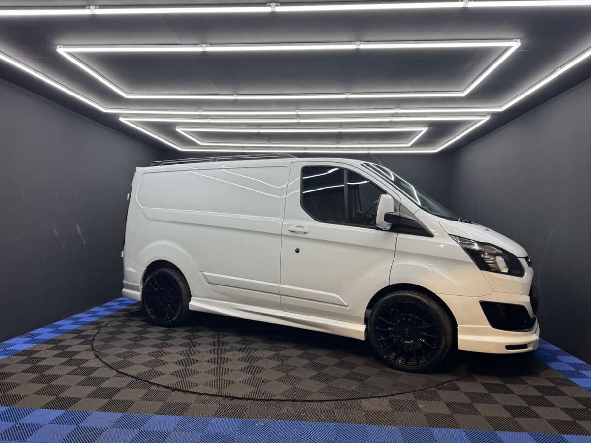 Check out this Ford Transit Custom 2015 Diesel Manual