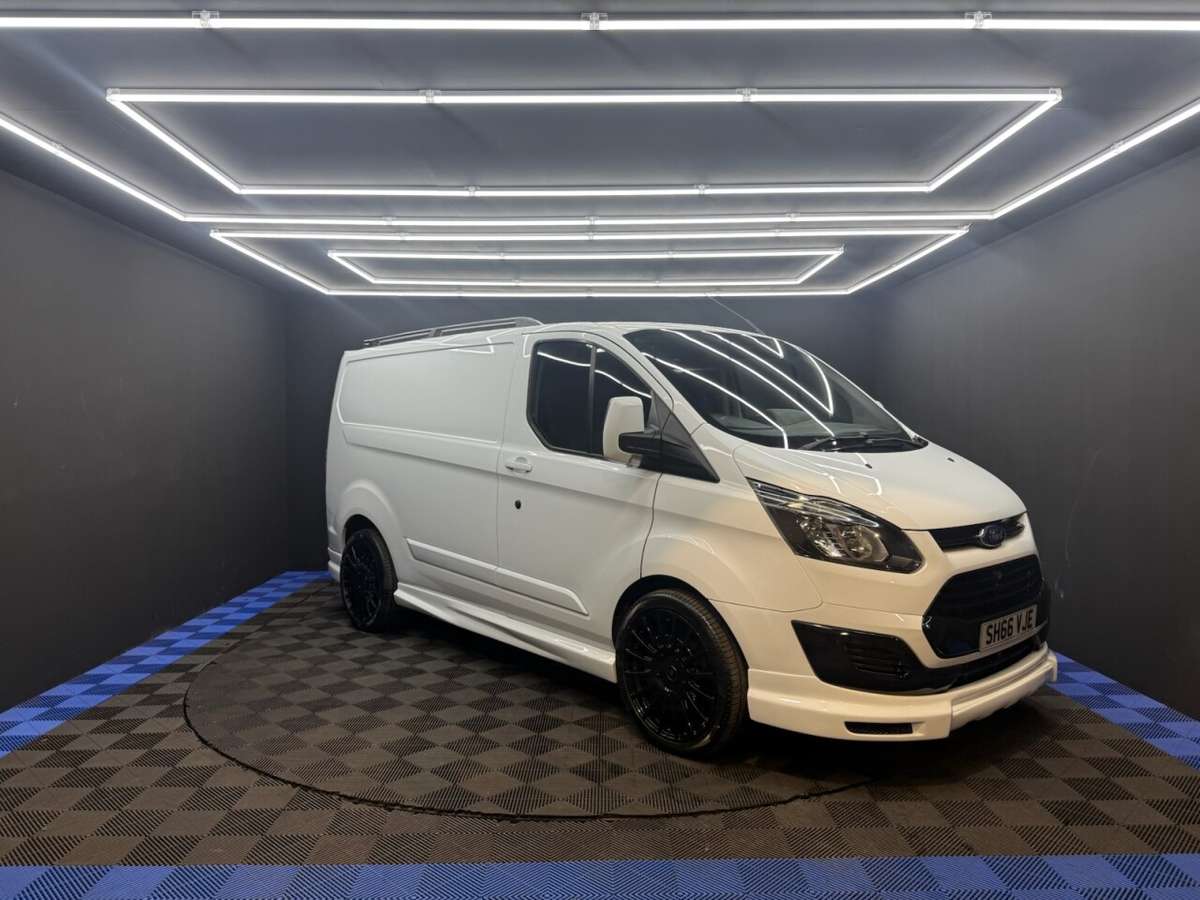 Check out this Ford Transit Custom 2016 Diesel Manual