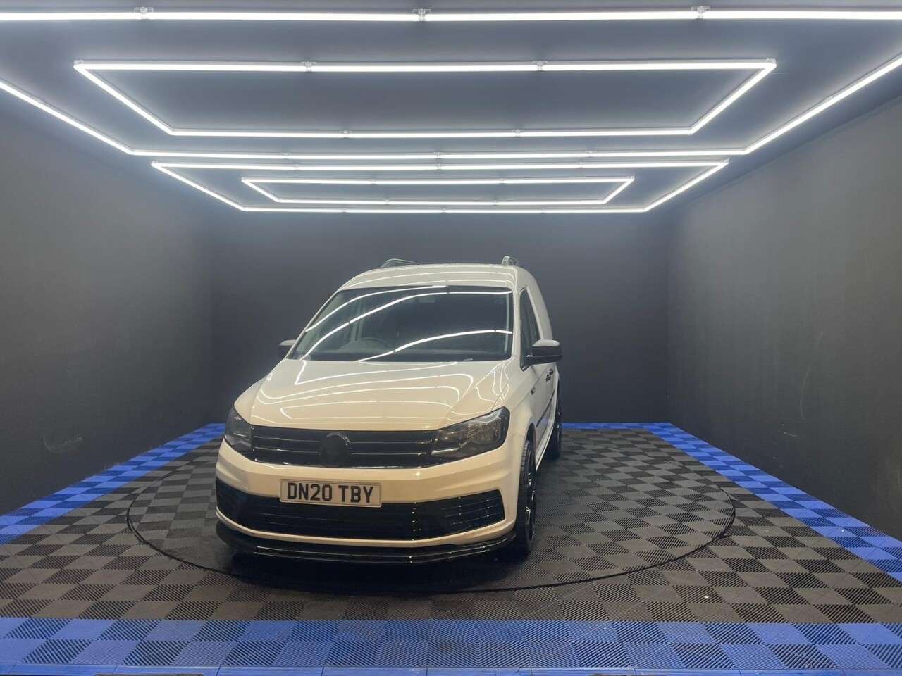 A 2020 VOLKSWAGEN CADDY 2.0 TDI C20 Startline Panel Van 5dr Diesel Manual SWB Euro 6 (s/s) (102 ps) A 2020 VOLKSWAGEN CADDY 2.0 TDI C20 Startline Panel Van 5dr Diesel Manual SWB Euro 6 (s/s) (102 ps)