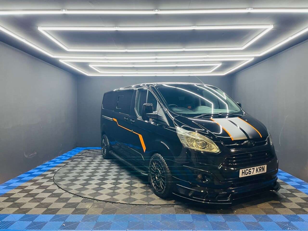 A 2017 FORD TRANSIT CUSTOM 2.0 TDCi 290 Limited Panel Van 5dr Diesel Manual L1 H1 (157 g/km, 168 bhp) A 2017 FORD TRANSIT CUSTOM 2.0 TDCi 290 Limited Panel Van 5dr Diesel Manual L1 H1 (157 g/km, 168 bhp)