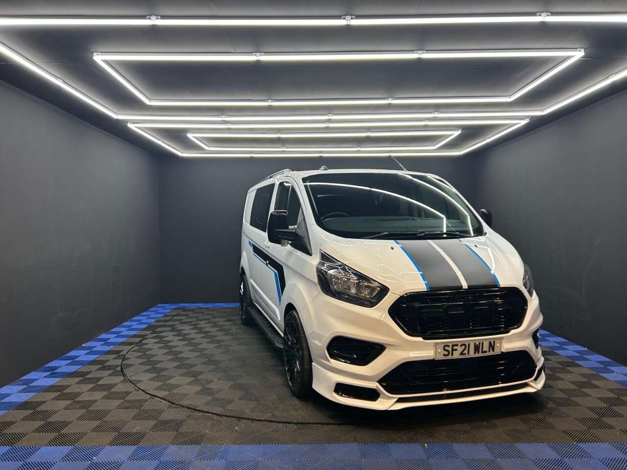 A 2021 FORD TRANSIT CUSTOM 2.0 300 EcoBlue Leader Crew Van Double Cab 5dr Diesel Manual L1 H1 Euro 6 ( A 2021 FORD TRANSIT CUSTOM 2.0 300 EcoBlue Leader Crew Van Double Cab 5dr Diesel Manual L1 H1 Euro 6 (