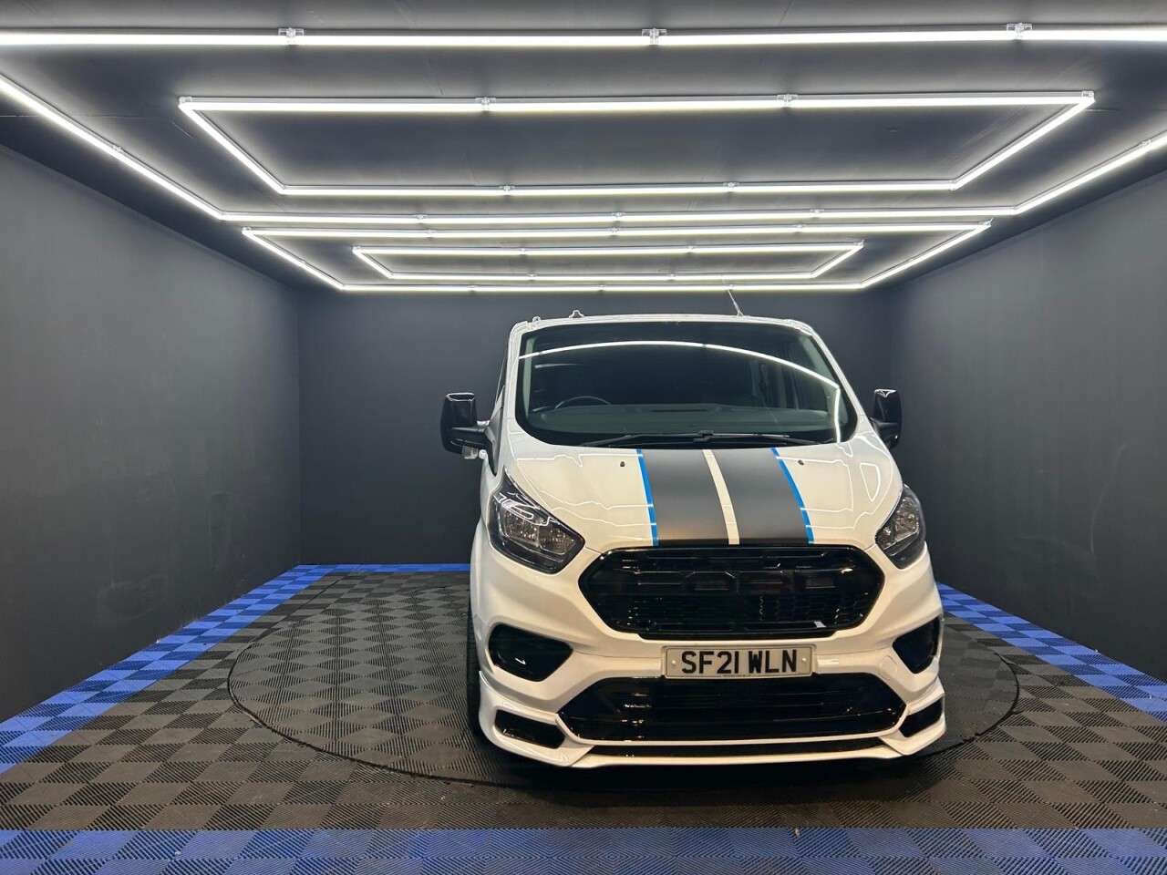 A 2021 FORD TRANSIT CUSTOM 2.0 300 EcoBlue Leader Crew Van Double Cab 5dr Diesel Manual L1 H1 Euro 6 ( A 2021 FORD TRANSIT CUSTOM 2.0 300 EcoBlue Leader Crew Van Double Cab 5dr Diesel Manual L1 H1 Euro 6 (