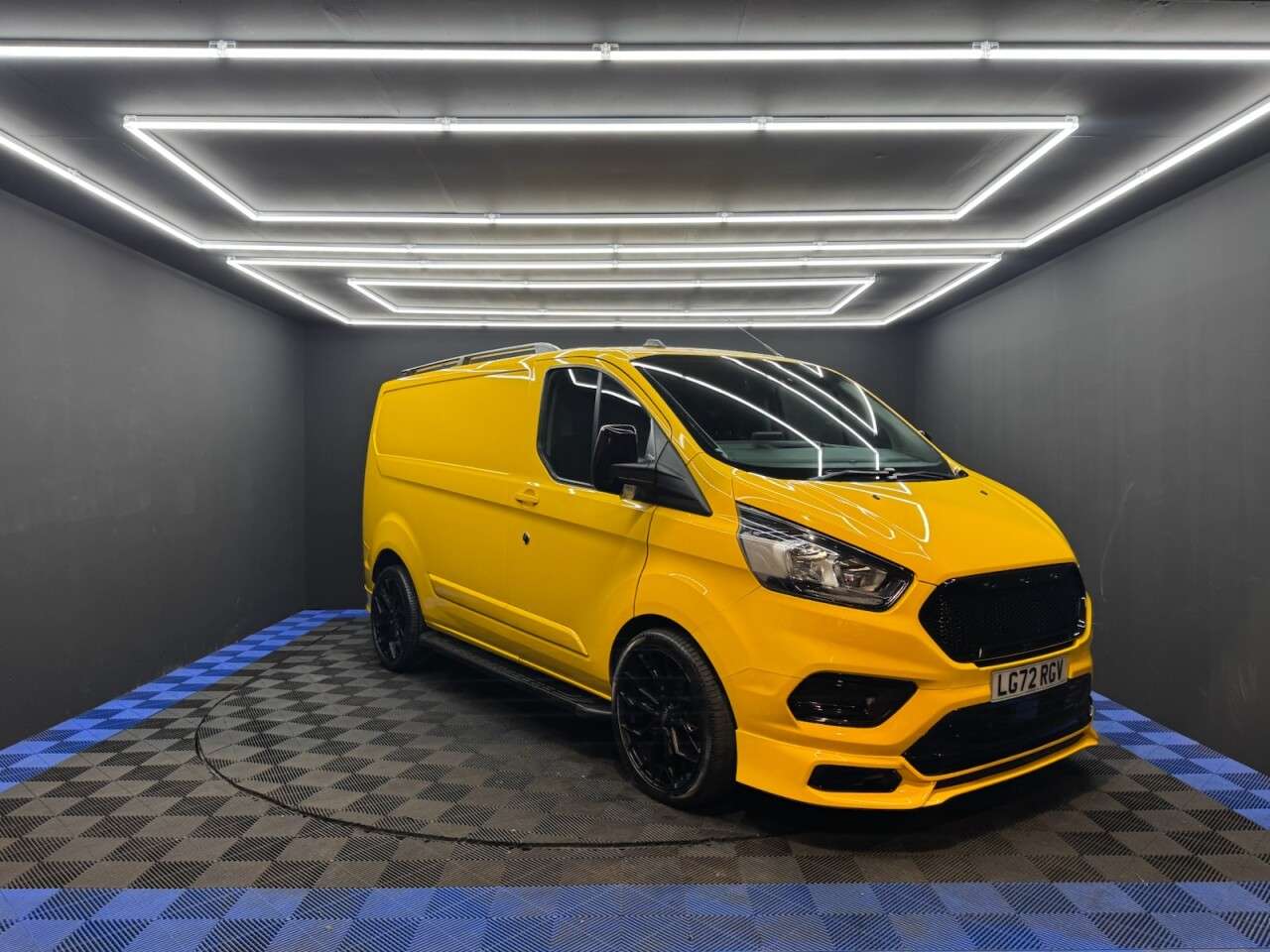 A 2022 FORD TRANSIT CUSTOM 2.0 340 EcoBlue Leader Panel Van 5dr Diesel Manual L1 H1 Euro 6 (s/s) (130 A 2022 FORD TRANSIT CUSTOM 2.0 340 EcoBlue Leader Panel Van 5dr Diesel Manual L1 H1 Euro 6 (s/s) (130