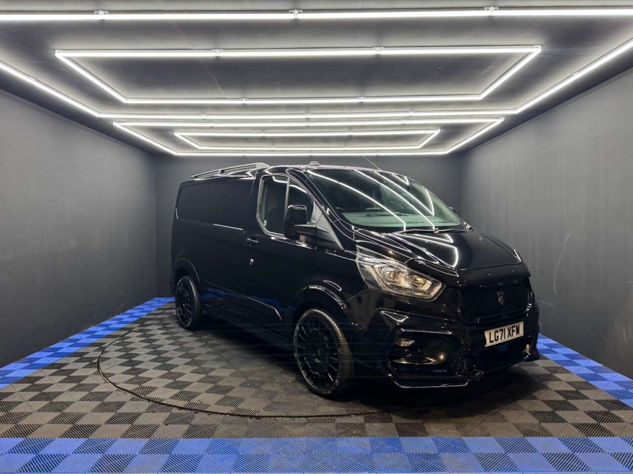 A 2021 FORD TRANSIT CUSTOM 2.0 280 EcoBlue Limited Panel Van 5dr Diesel Manual L1 H1 Euro 6 (s/s) (130 A 2021 FORD TRANSIT CUSTOM 2.0 280 EcoBlue Limited Panel Van 5dr Diesel Manual L1 H1 Euro 6 (s/s) (130