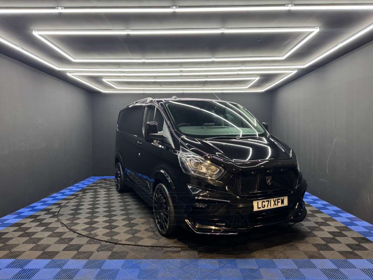 A 2021 FORD TRANSIT CUSTOM 2.0 280 EcoBlue Limited Panel Van 5dr Diesel Manual L1 H1 Euro 6 (s/s) (130 A 2021 FORD TRANSIT CUSTOM 2.0 280 EcoBlue Limited Panel Van 5dr Diesel Manual L1 H1 Euro 6 (s/s) (130