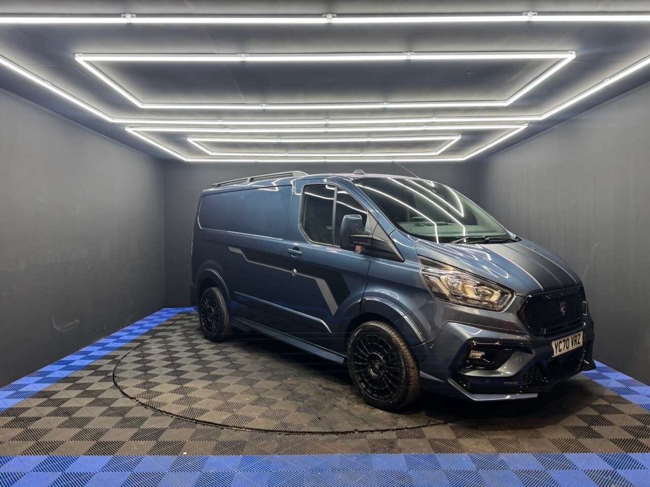 A 2020 FORD TRANSIT CUSTOM 2.0 280 EcoBlue Limited Panel Van 5dr Diesel Manual L1 H1 Euro 6 (s/s) (130 A 2020 FORD TRANSIT CUSTOM 2.0 280 EcoBlue Limited Panel Van 5dr Diesel Manual L1 H1 Euro 6 (s/s) (130