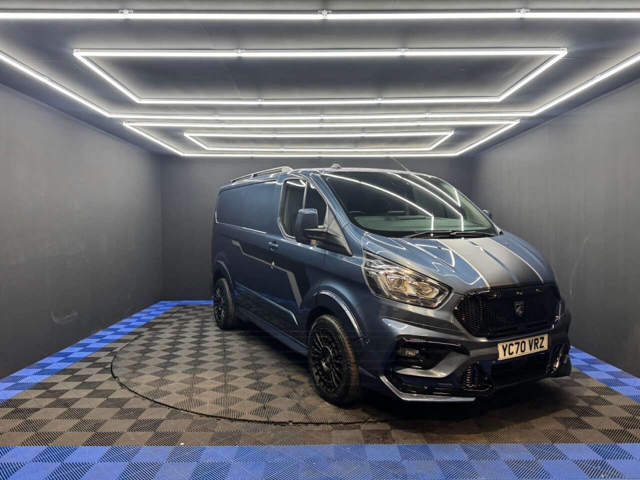 A 2020 FORD TRANSIT CUSTOM 2.0 280 EcoBlue Limited Panel Van 5dr Diesel Manual L1 H1 Euro 6 (s/s) (130 A 2020 FORD TRANSIT CUSTOM 2.0 280 EcoBlue Limited Panel Van 5dr Diesel Manual L1 H1 Euro 6 (s/s) (130