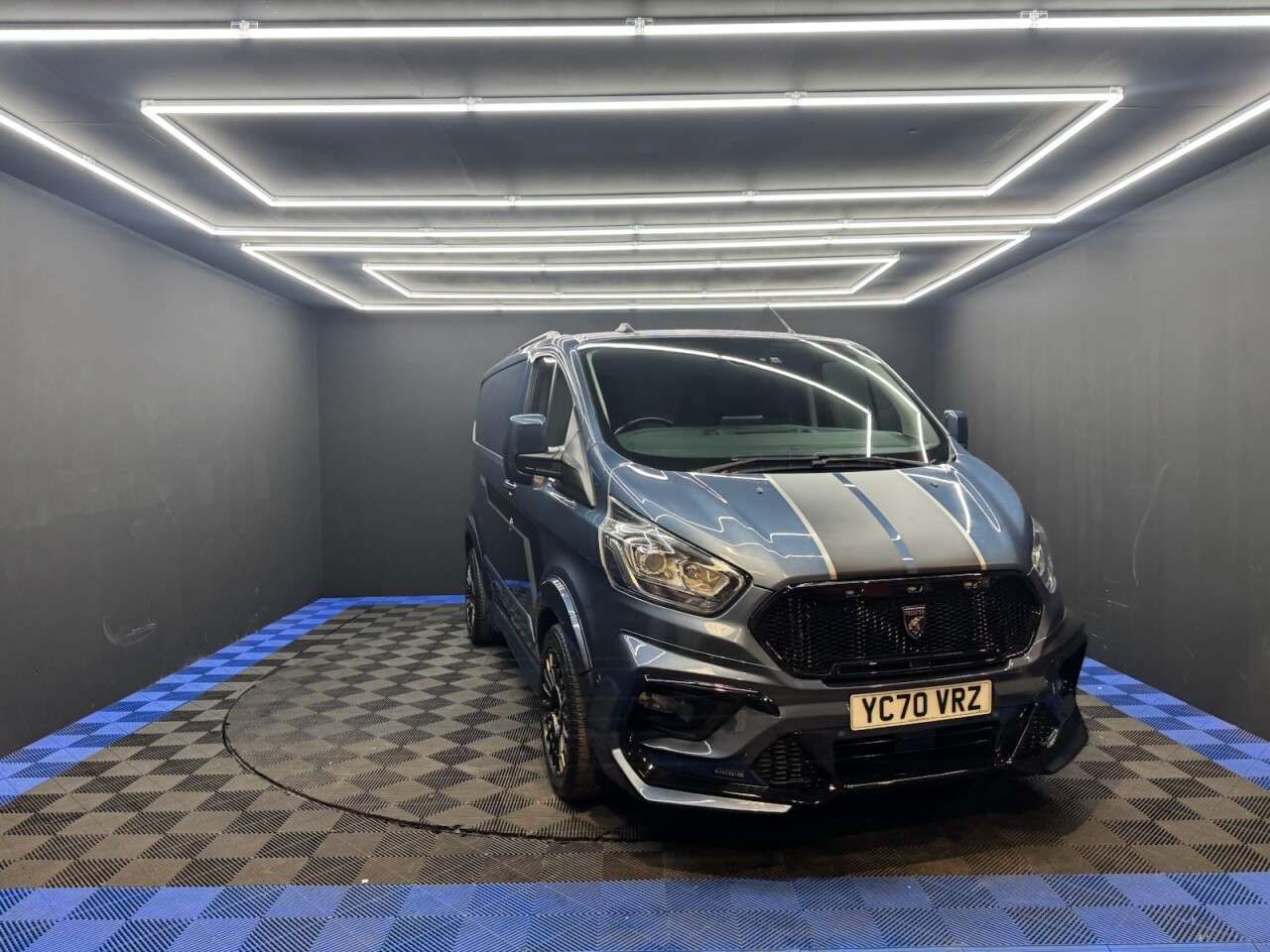 A 2020 FORD TRANSIT CUSTOM 2.0 280 EcoBlue Limited Panel Van 5dr Diesel Manual L1 H1 Euro 6 (s/s) (130 A 2020 FORD TRANSIT CUSTOM 2.0 280 EcoBlue Limited Panel Van 5dr Diesel Manual L1 H1 Euro 6 (s/s) (130