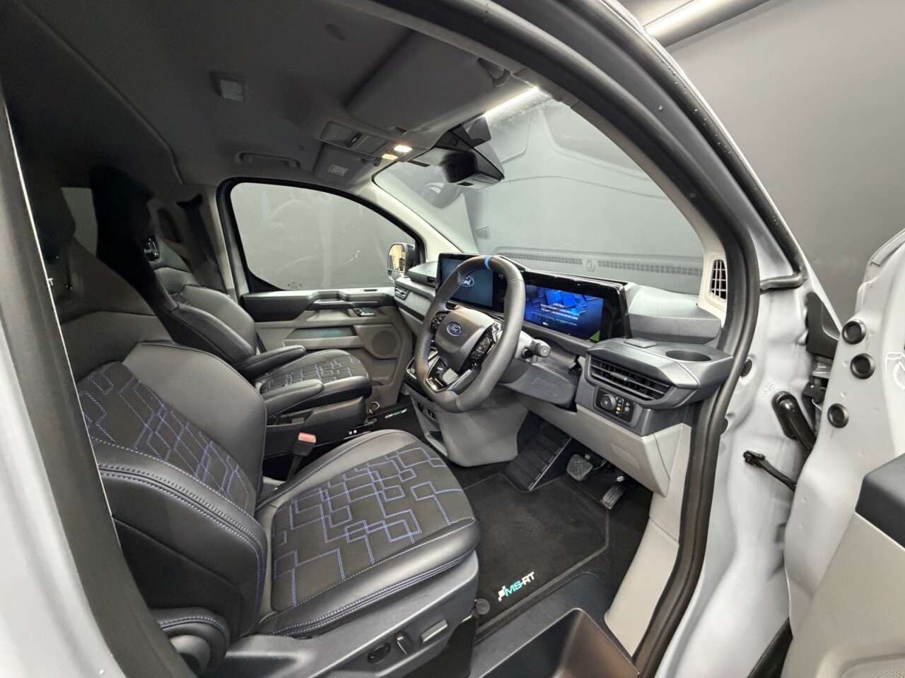 2025 FORD TRANSIT CUSTOM 2025 FORD TRANSIT CUSTOM