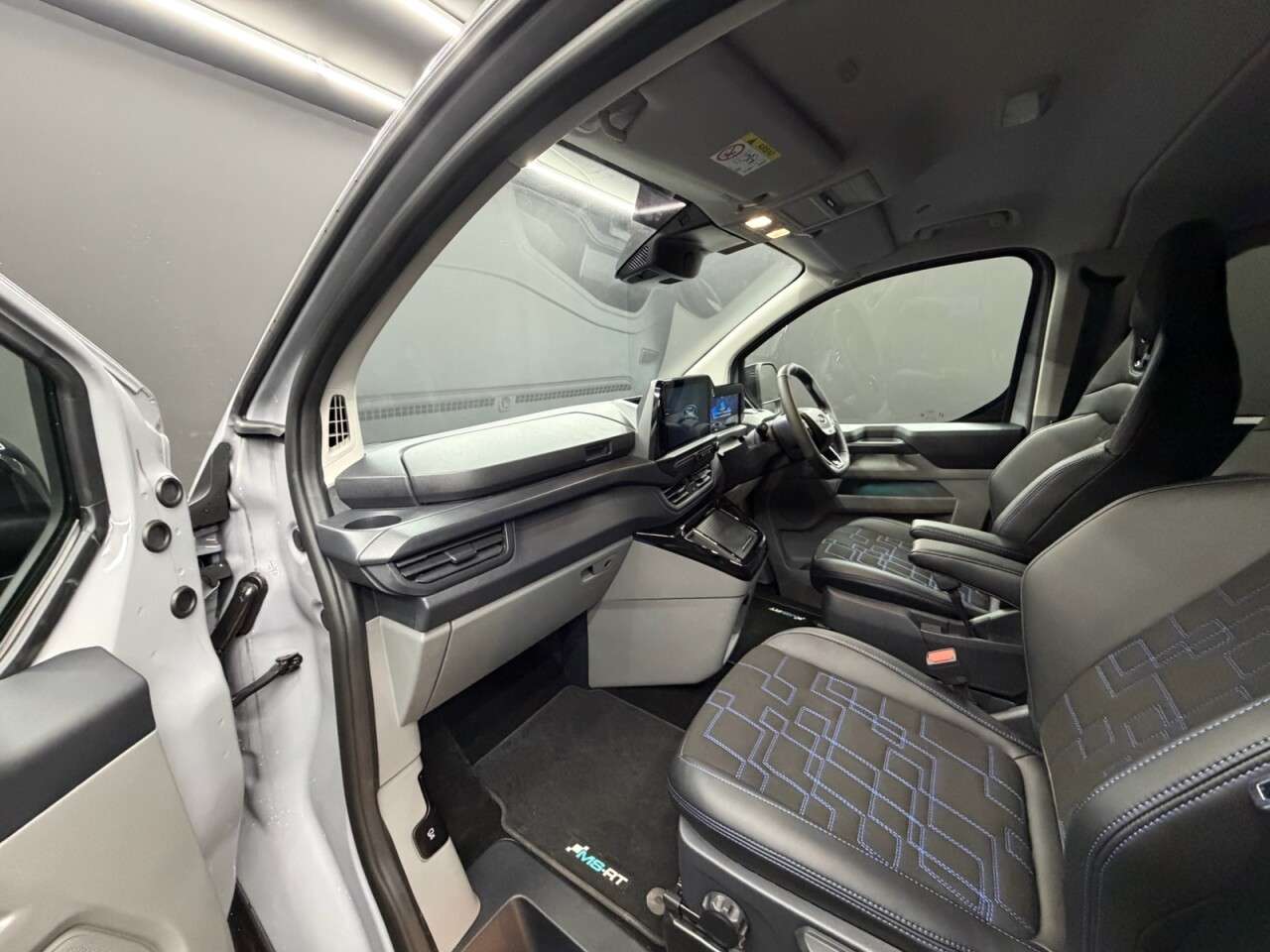 2025 FORD TRANSIT CUSTOM 2025 FORD TRANSIT CUSTOM