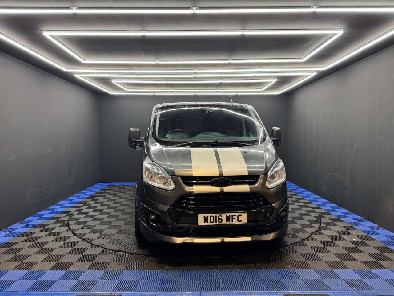 A 2016 FORD TRANSIT CUSTOM 2.2 TDCi 290 Sport Panel Van 5dr Diesel Manual L1 H1 (186 g/km, 153 bhp) JU A 2016 FORD TRANSIT CUSTOM 2.2 TDCi 290 Sport Panel Van 5dr Diesel Manual L1 H1 (186 g/km, 153 bhp) JU