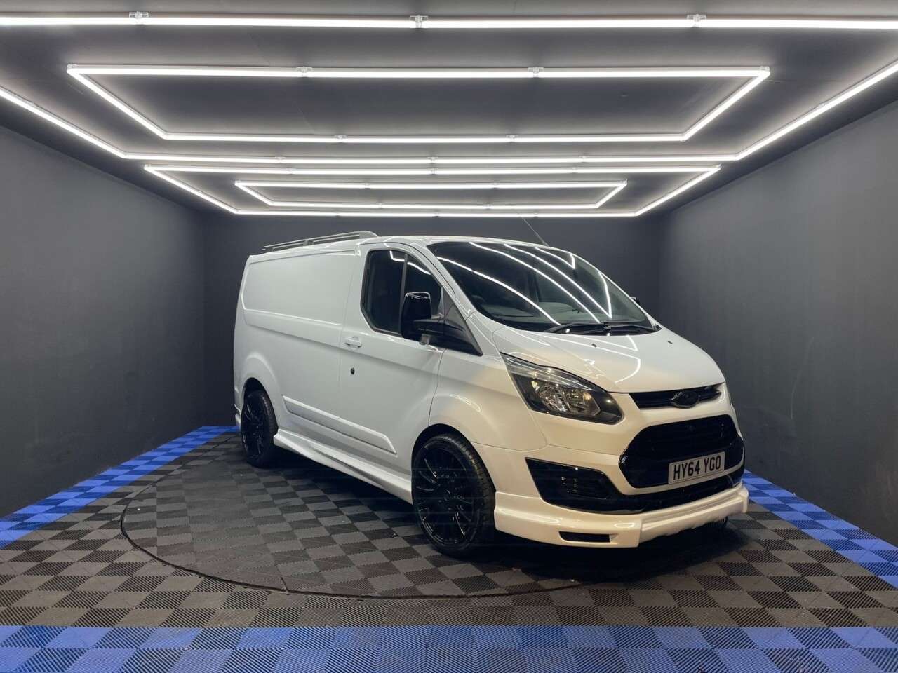 A 2014 FORD TRANSIT CUSTOM 2.2 TDCi 290 Panel Van 5dr Diesel Manual L1 H1 (186 g/km, 98 bhp) REAR REVE A 2014 FORD TRANSIT CUSTOM 2.2 TDCi 290 Panel Van 5dr Diesel Manual L1 H1 (186 g/km, 98 bhp) REAR REVE