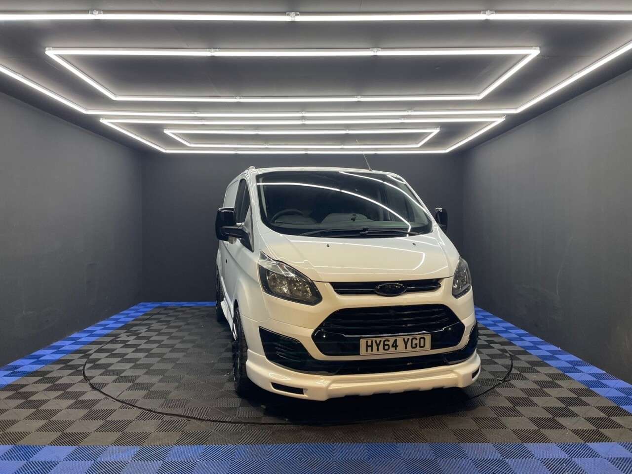 A 2014 FORD TRANSIT CUSTOM 2.2 TDCi 290 Panel Van 5dr Diesel Manual L1 H1 (186 g/km, 98 bhp) REAR REVE A 2014 FORD TRANSIT CUSTOM 2.2 TDCi 290 Panel Van 5dr Diesel Manual L1 H1 (186 g/km, 98 bhp) REAR REVE