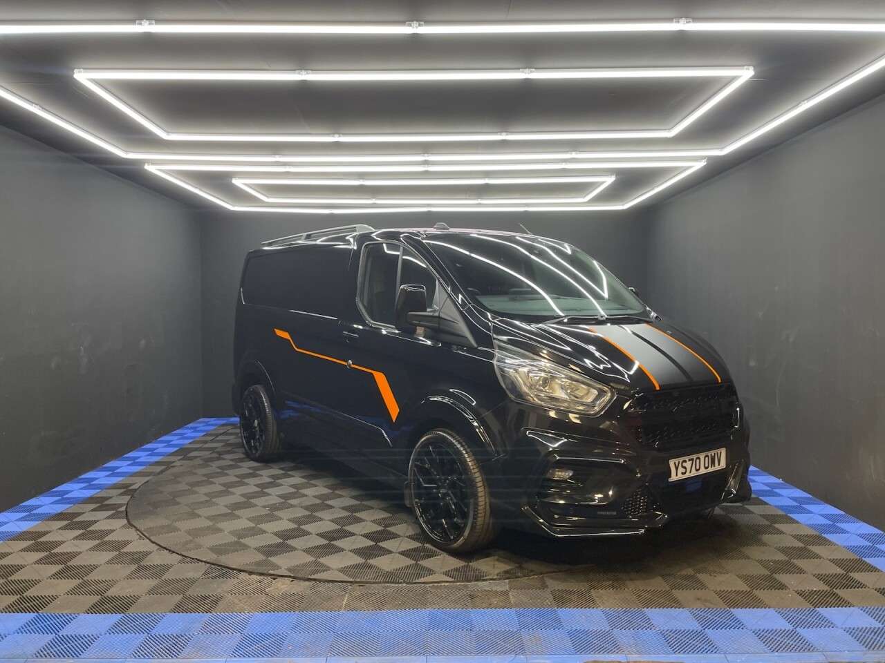 A 2020 FORD TRANSIT CUSTOM 2.0 280 EcoBlue Limited Panel Van 5dr Diesel Manual L1 H1 Euro 6 (s/s) (130 A 2020 FORD TRANSIT CUSTOM 2.0 280 EcoBlue Limited Panel Van 5dr Diesel Manual L1 H1 Euro 6 (s/s) (130