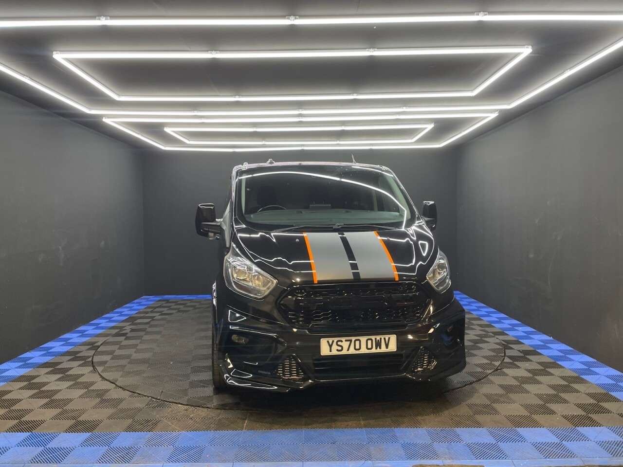 A 2020 FORD TRANSIT CUSTOM 2.0 280 EcoBlue Limited Panel Van 5dr Diesel Manual L1 H1 Euro 6 (s/s) (130 A 2020 FORD TRANSIT CUSTOM 2.0 280 EcoBlue Limited Panel Van 5dr Diesel Manual L1 H1 Euro 6 (s/s) (130