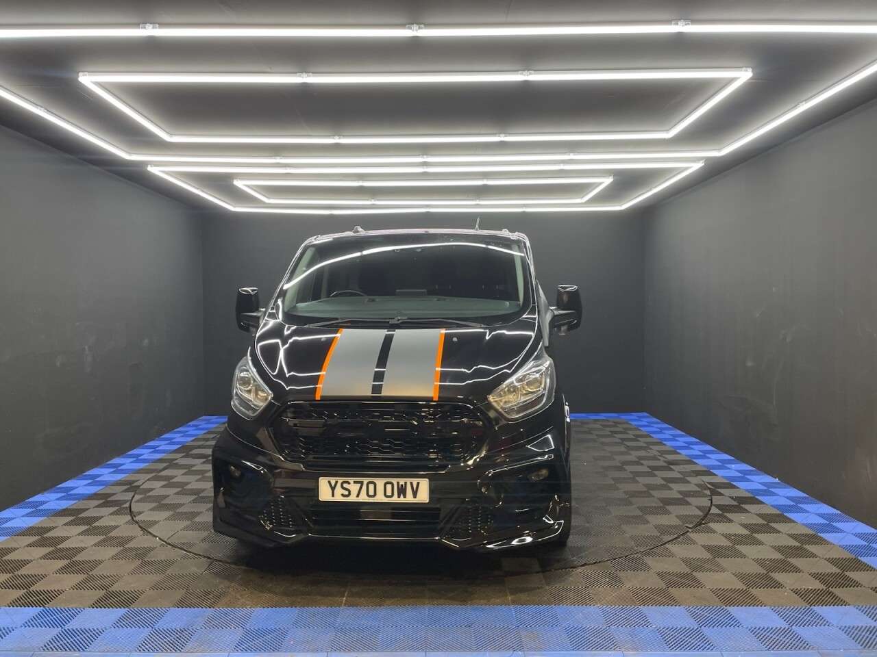 A 2020 FORD TRANSIT CUSTOM 2.0 280 EcoBlue Limited Panel Van 5dr Diesel Manual L1 H1 Euro 6 (s/s) (130 A 2020 FORD TRANSIT CUSTOM 2.0 280 EcoBlue Limited Panel Van 5dr Diesel Manual L1 H1 Euro 6 (s/s) (130